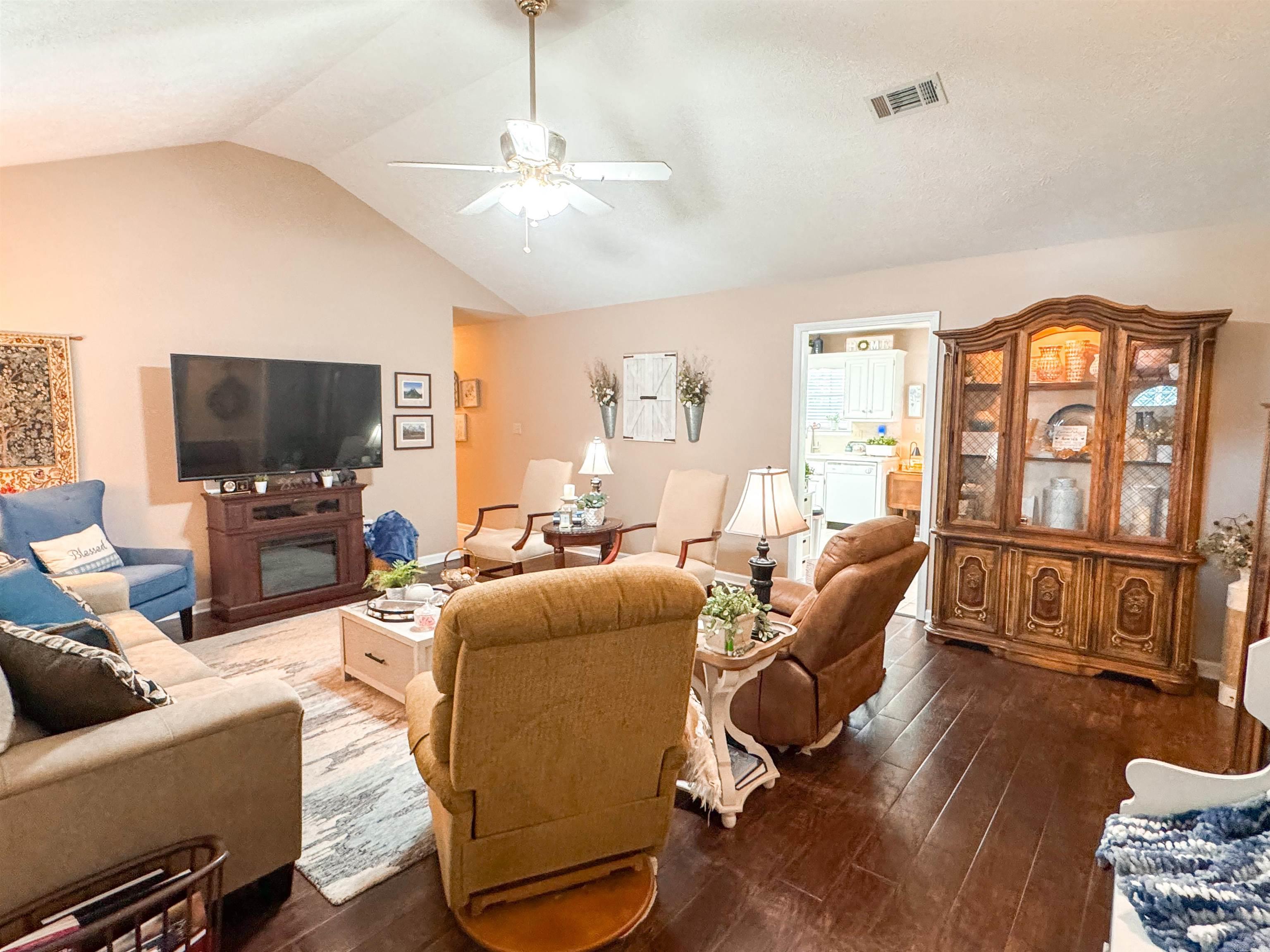 301 Crain  Searcy, AR