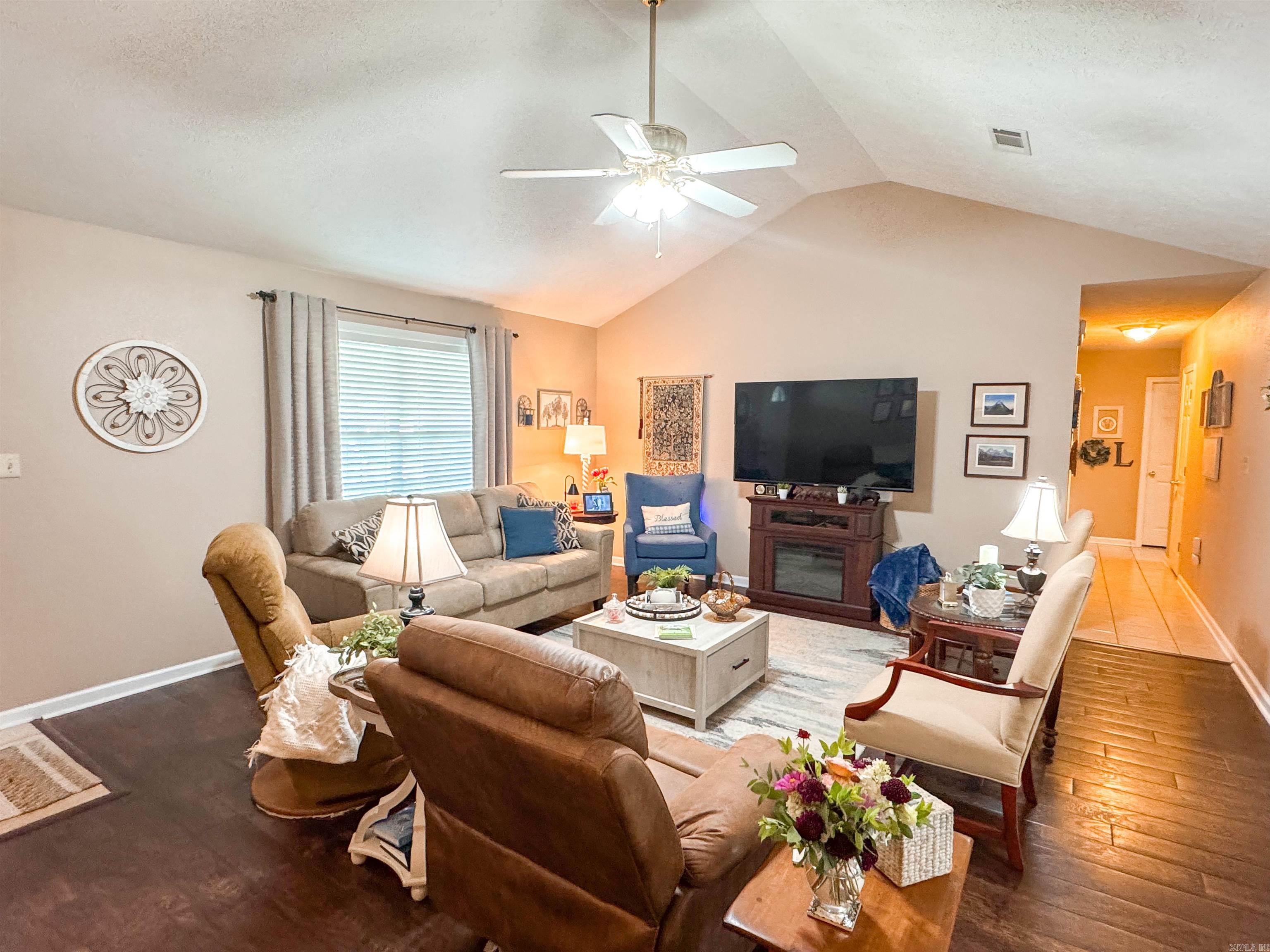 301 Crain  Searcy, AR