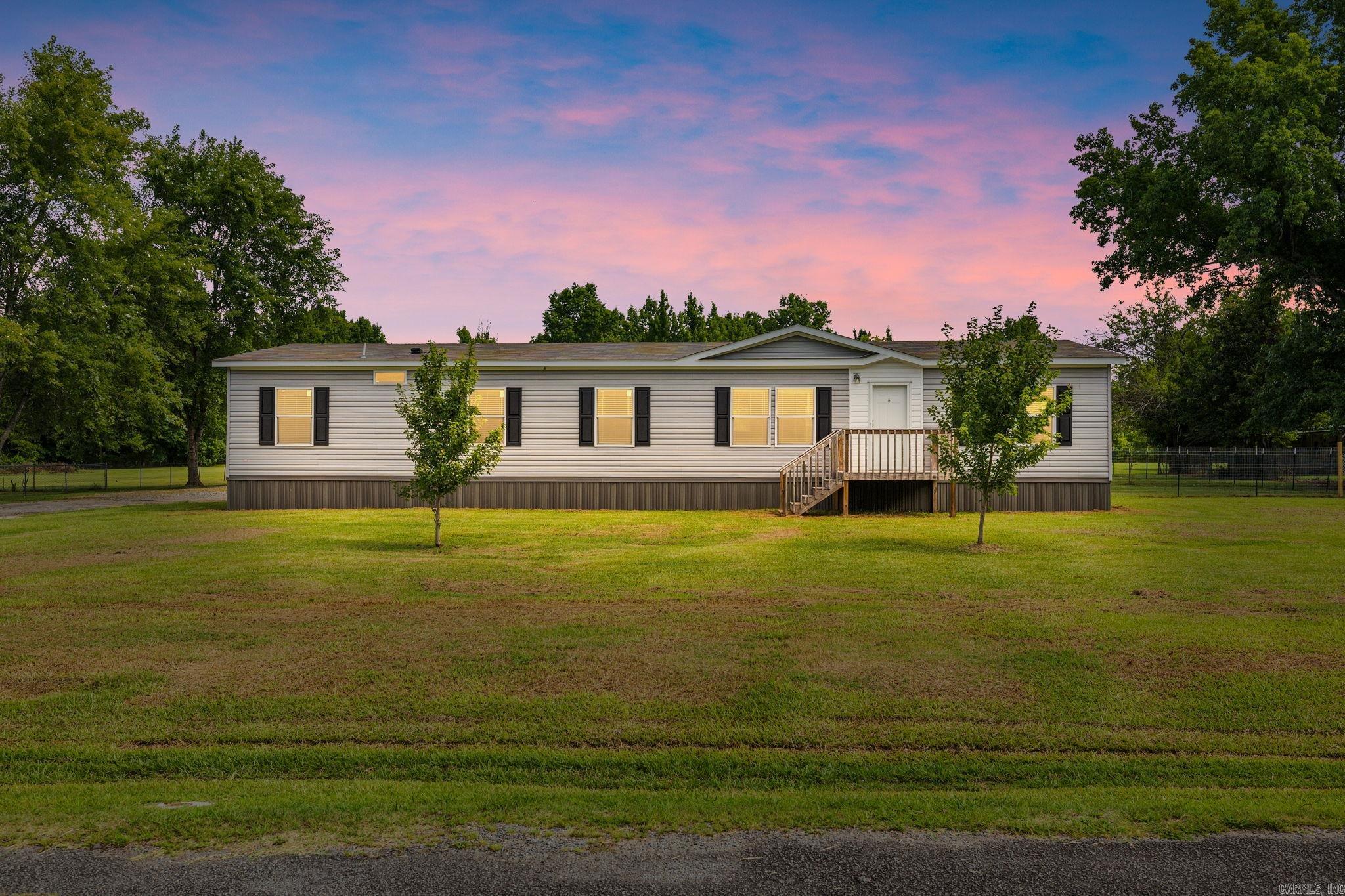 112 Redbird  Jacksonville, AR