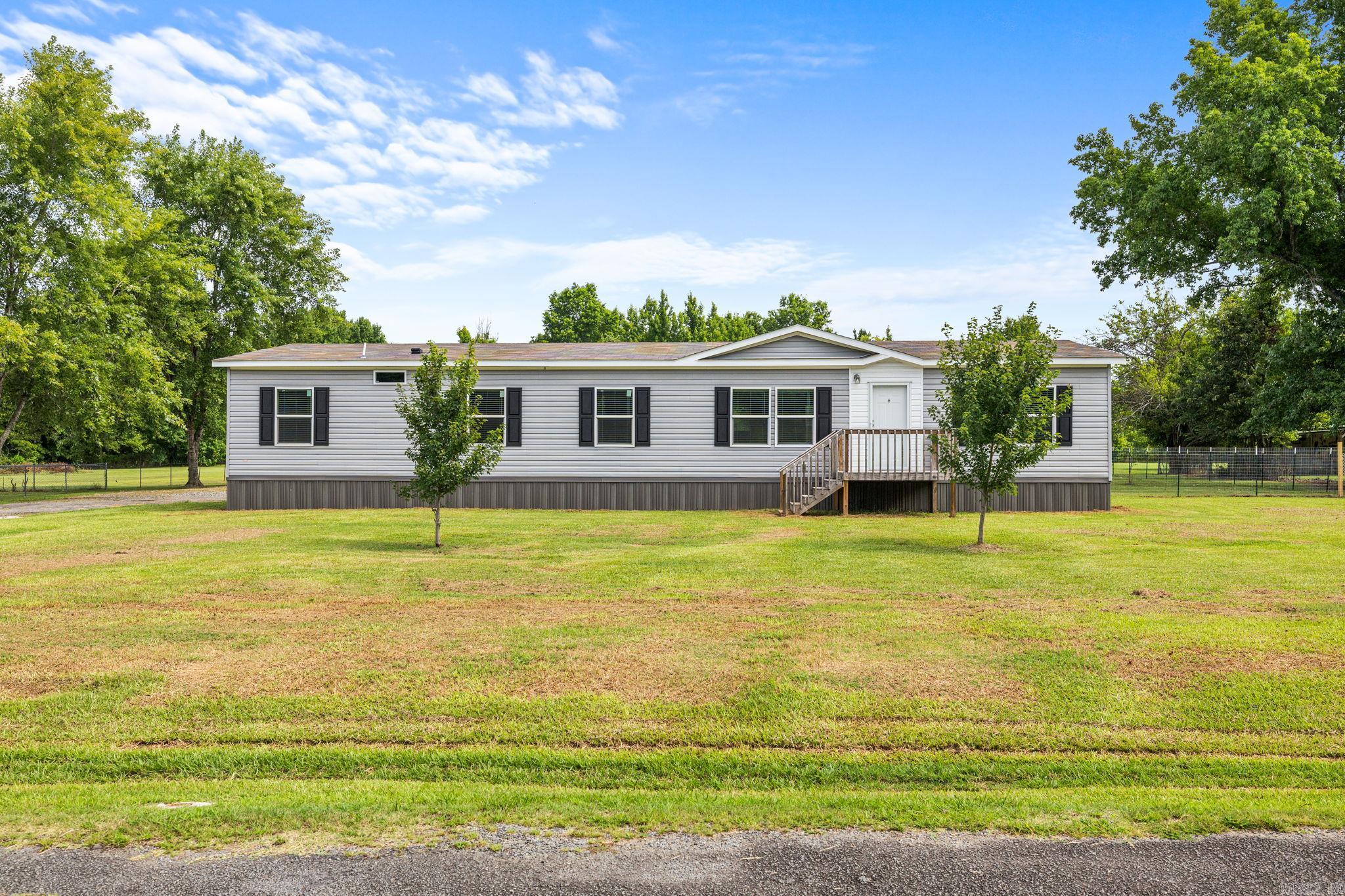 112 Redbird  Jacksonville, AR