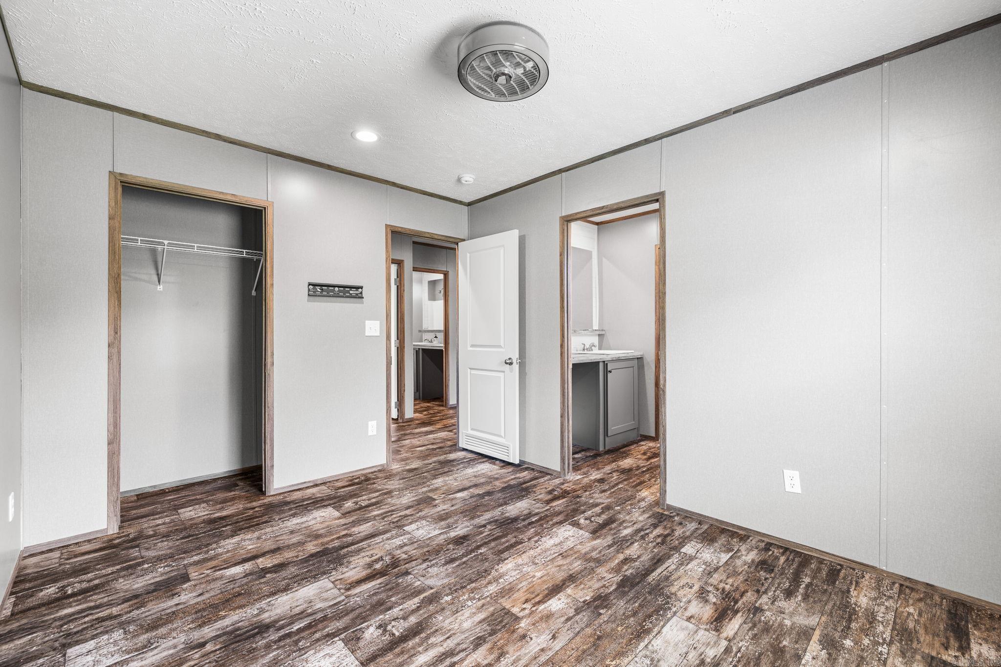112 Redbird  Jacksonville, AR