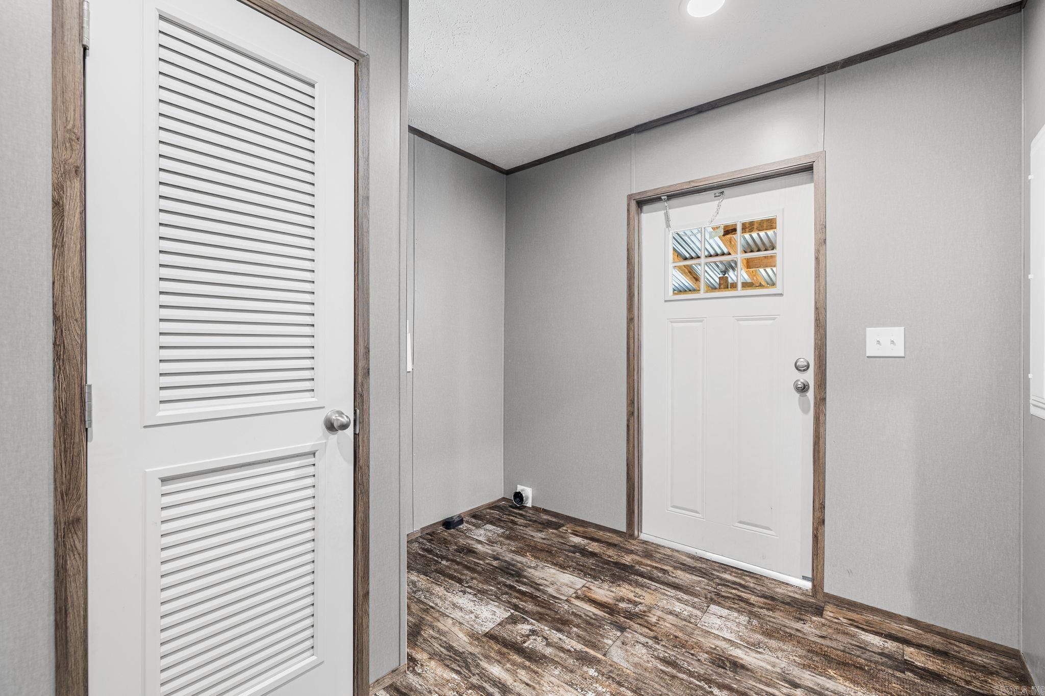 112 Redbird  Jacksonville, AR