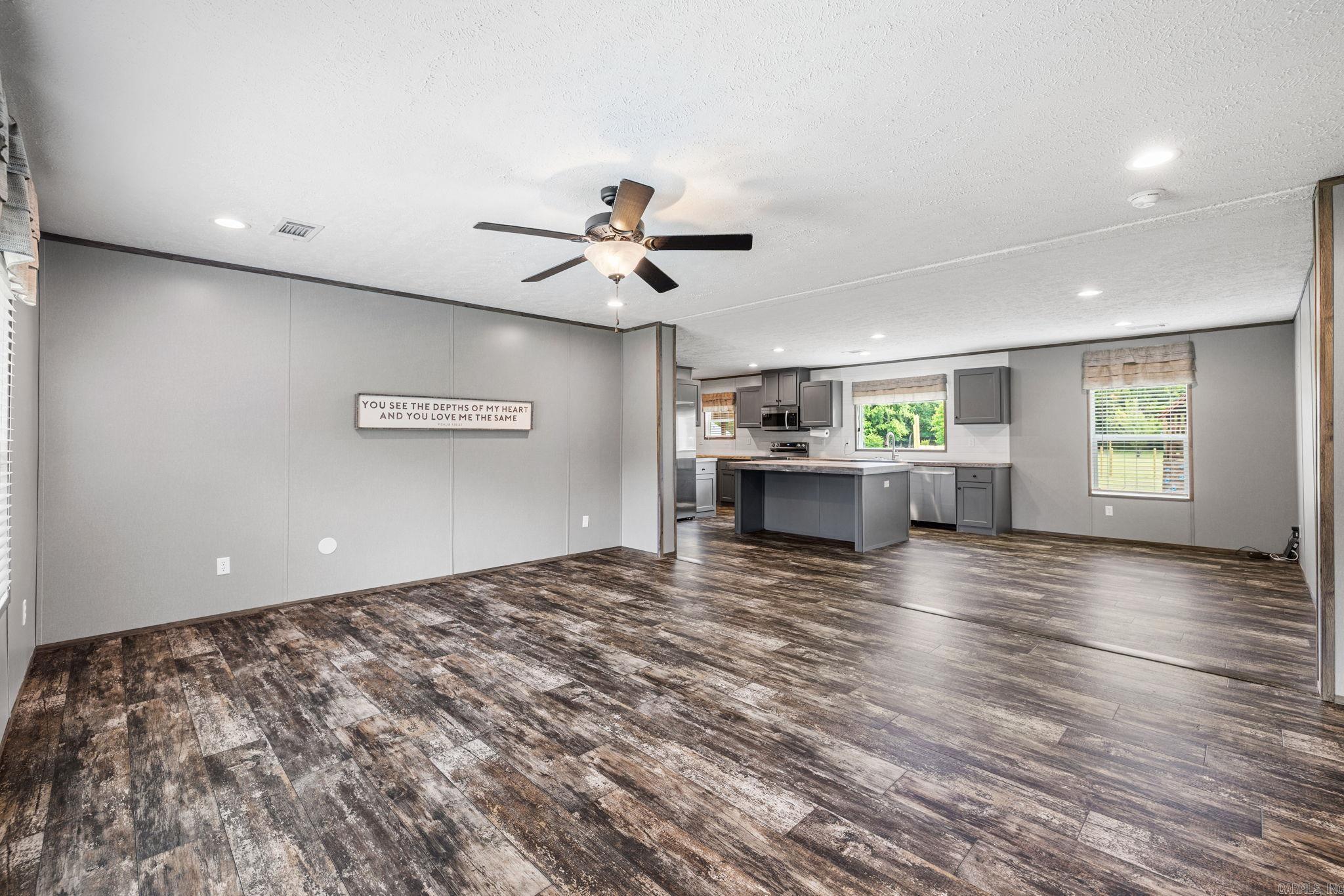 112 Redbird  Jacksonville, AR