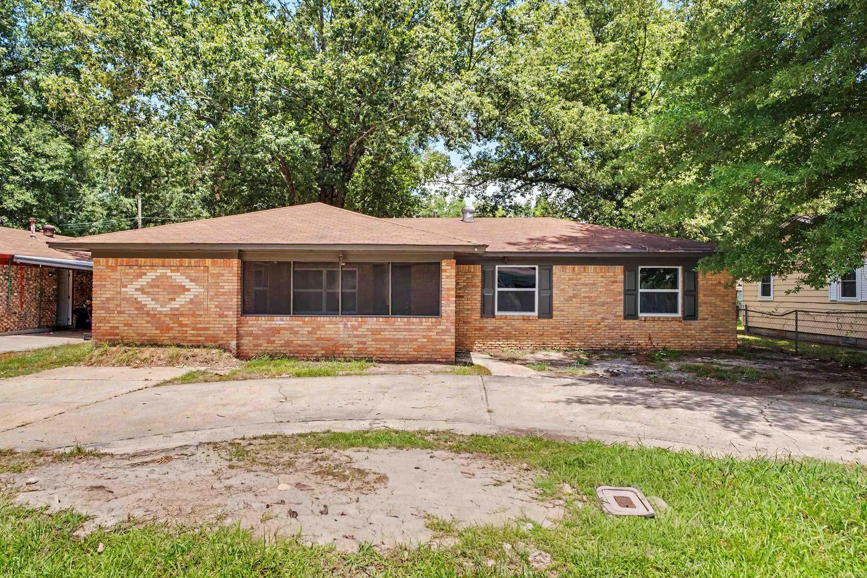 2607 W 26th  Pine Bluff, AR
