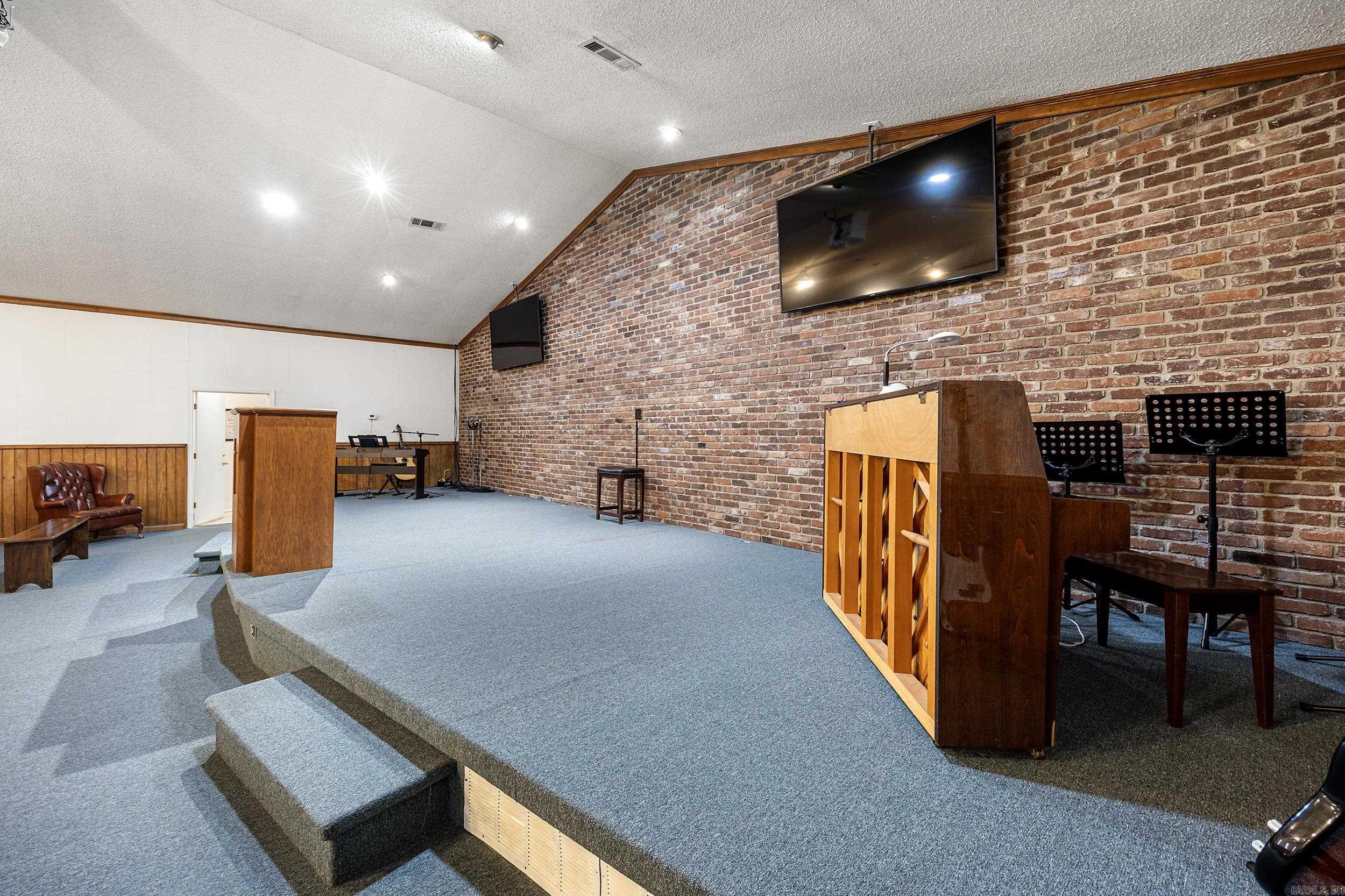 87 Decker  Morrilton, AR