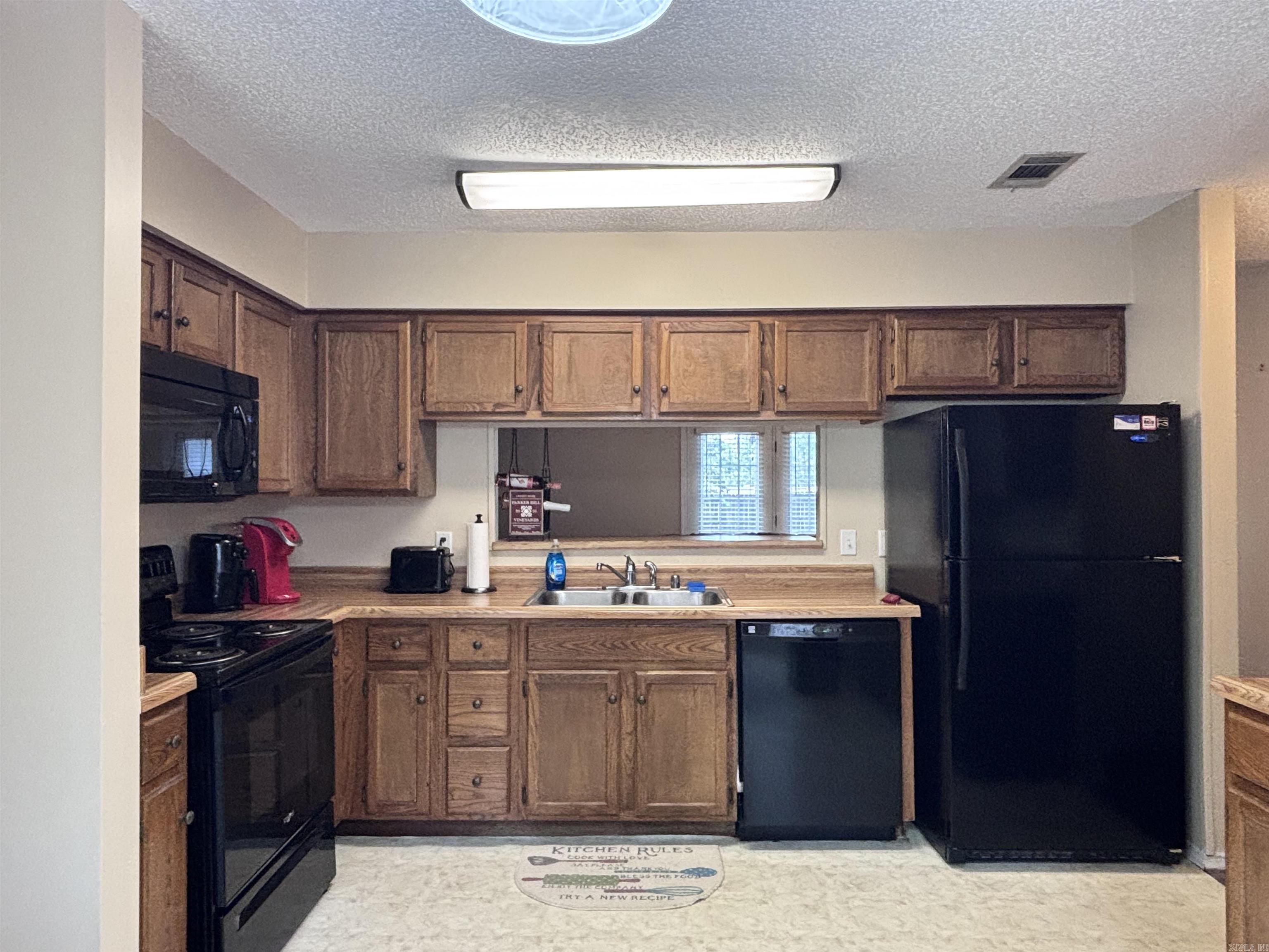 23 Oak Ridge Drive  Maumelle, AR