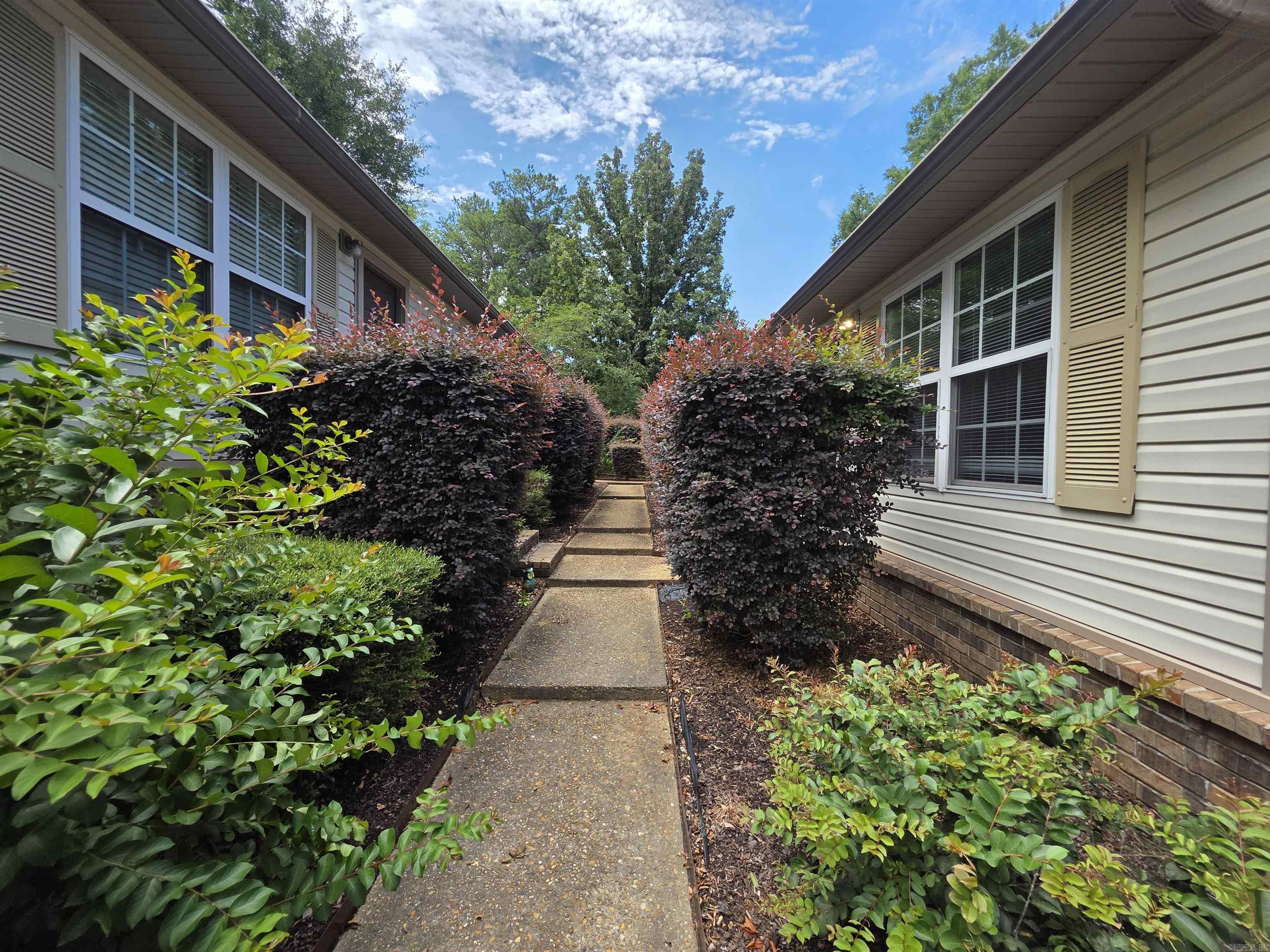 411 W 7th  Sheridan, AR