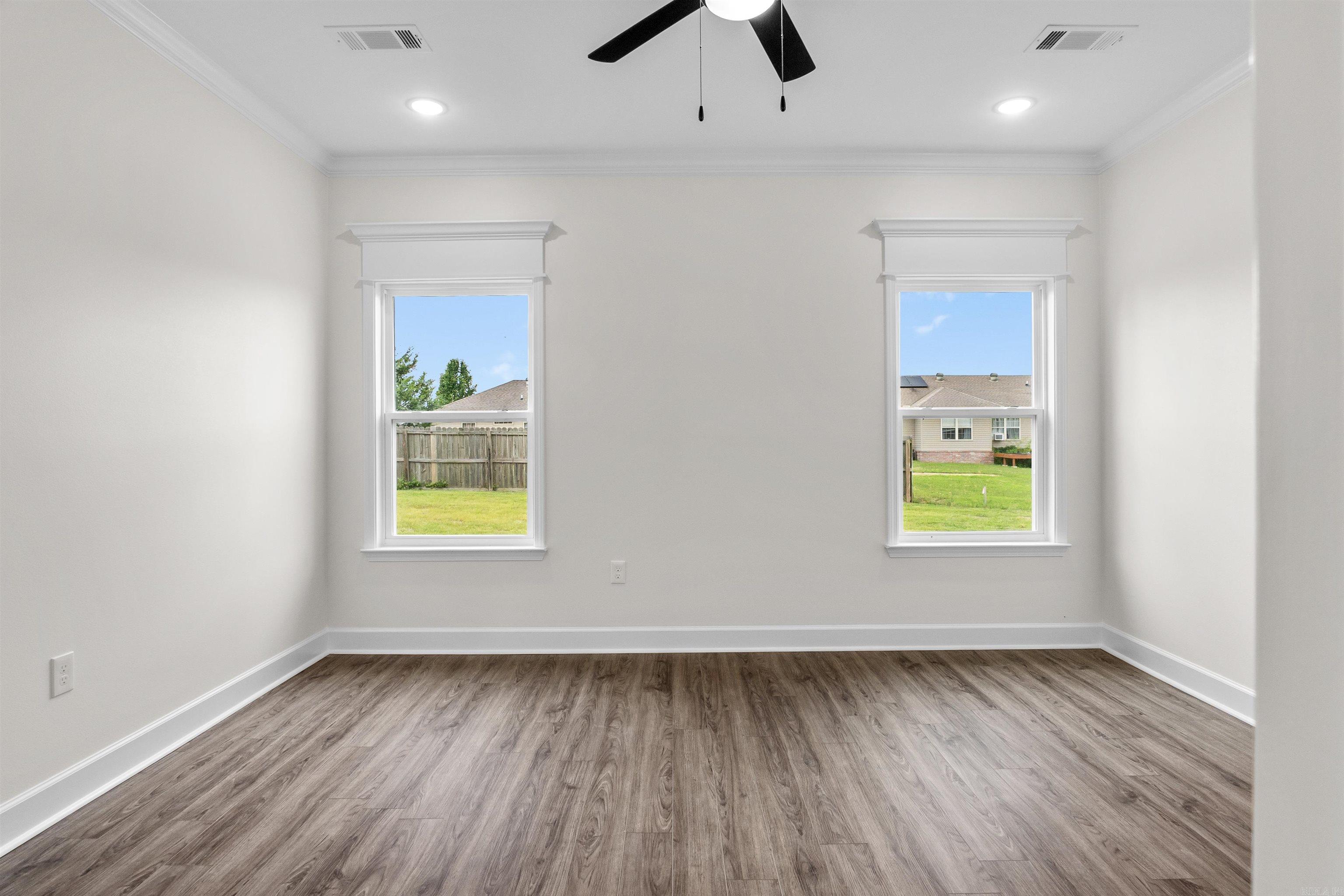 515 Madeleine  Austin, AR
