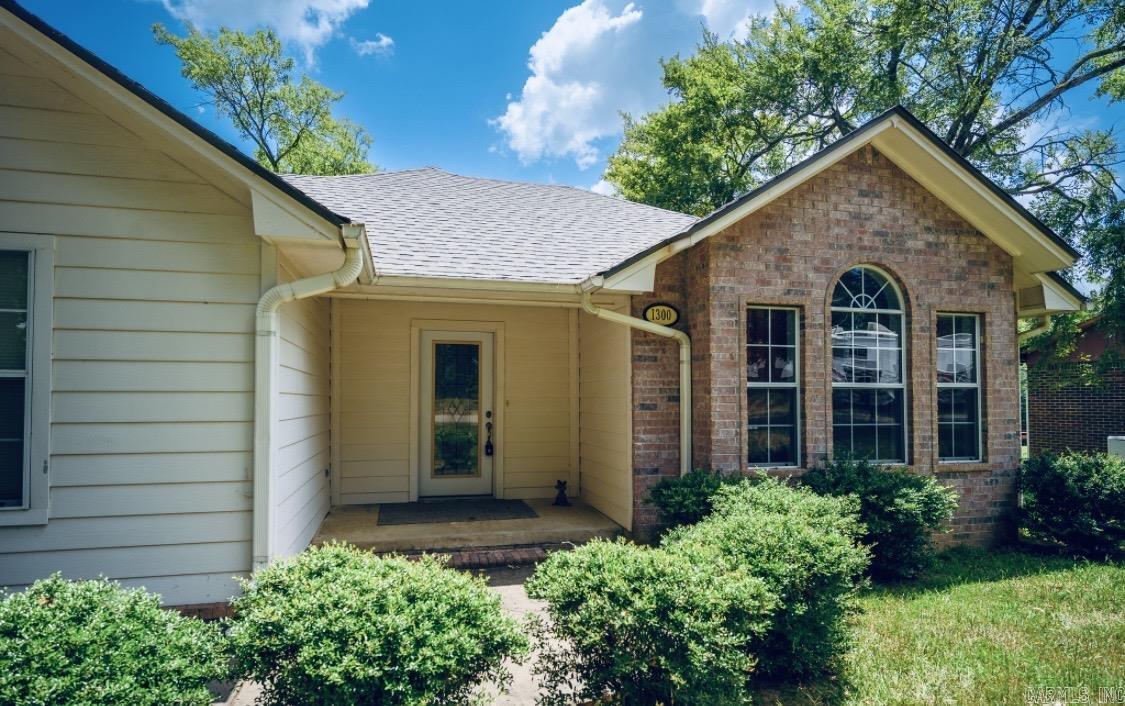 1300 Faye Street  Mena, AR