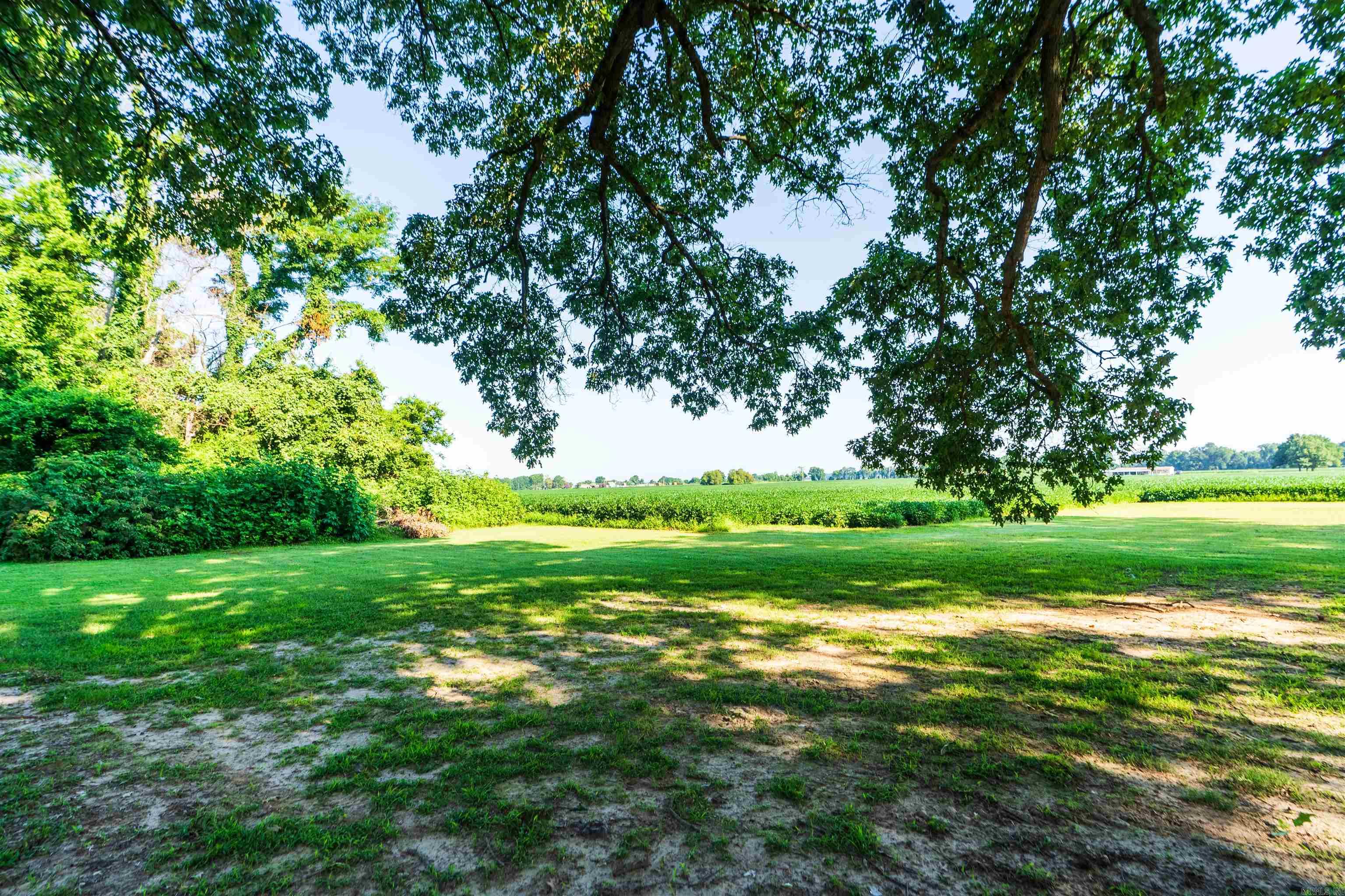 98 Lee Road 306  Marianna, AR