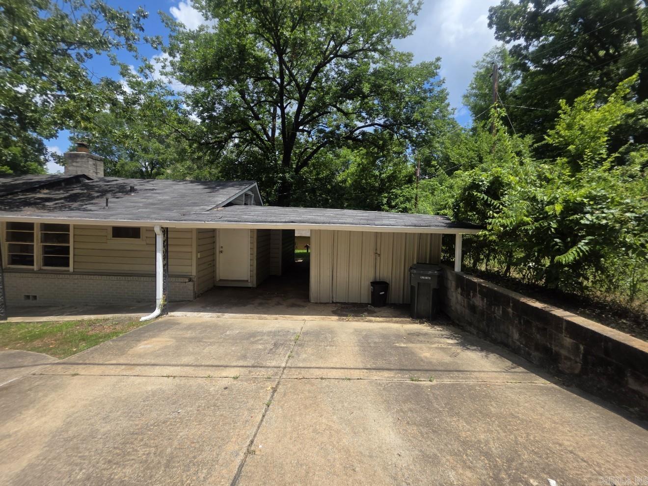 5129 W 10th  Little Rock, AR
