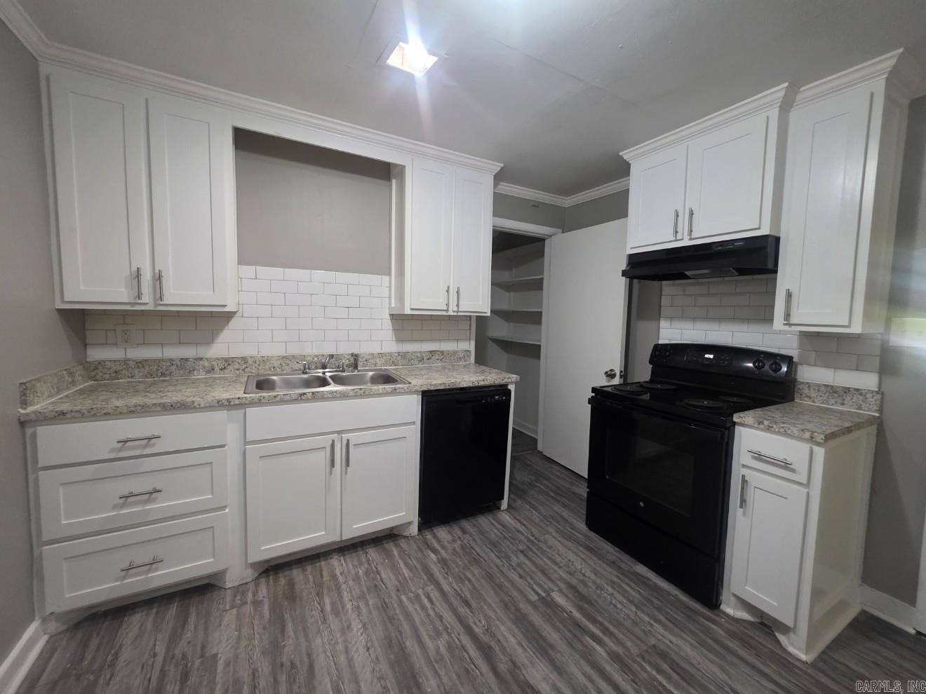 5129 W 10th  Little Rock, AR