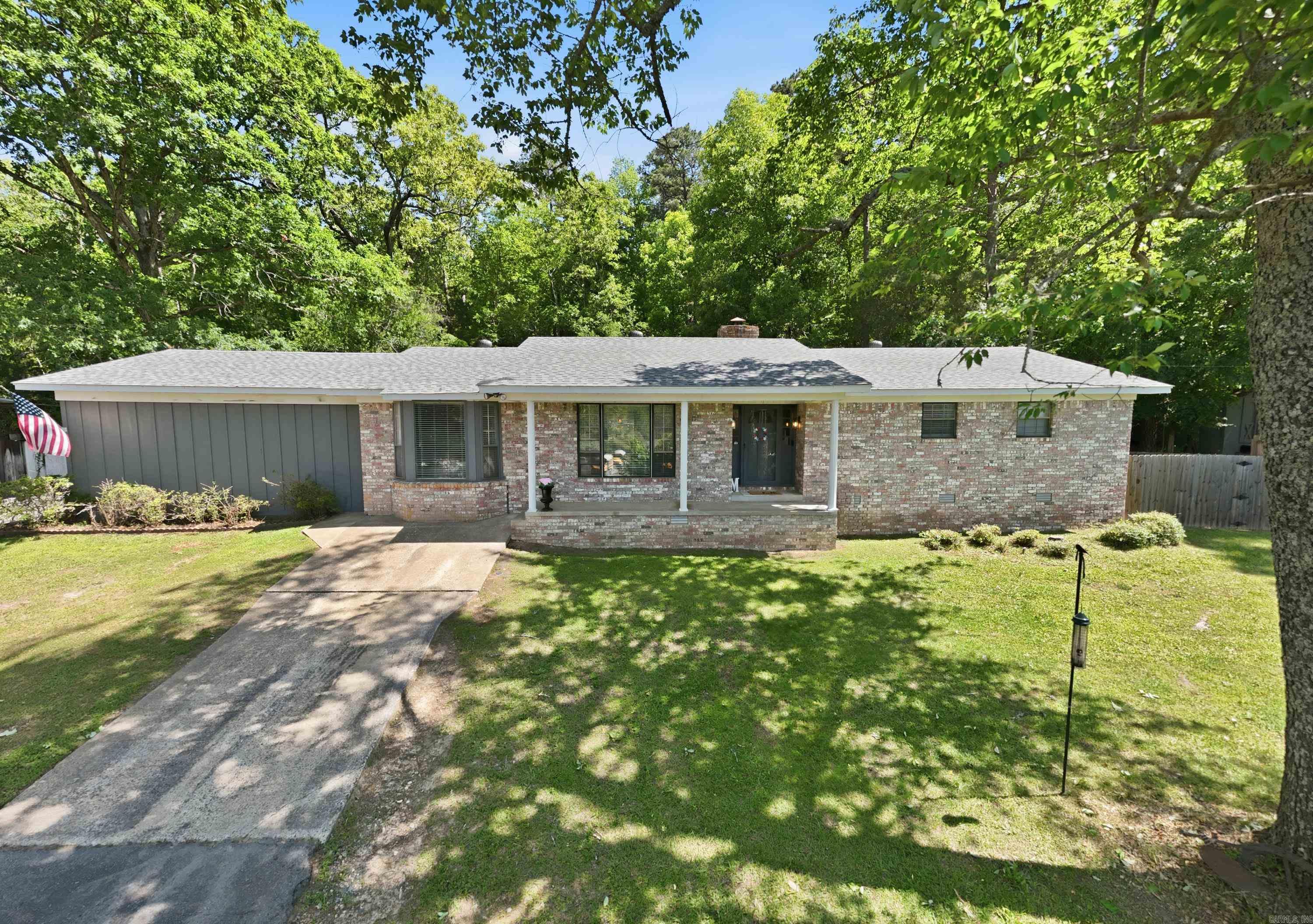 16400 Colonel Glenn  Little Rock, AR