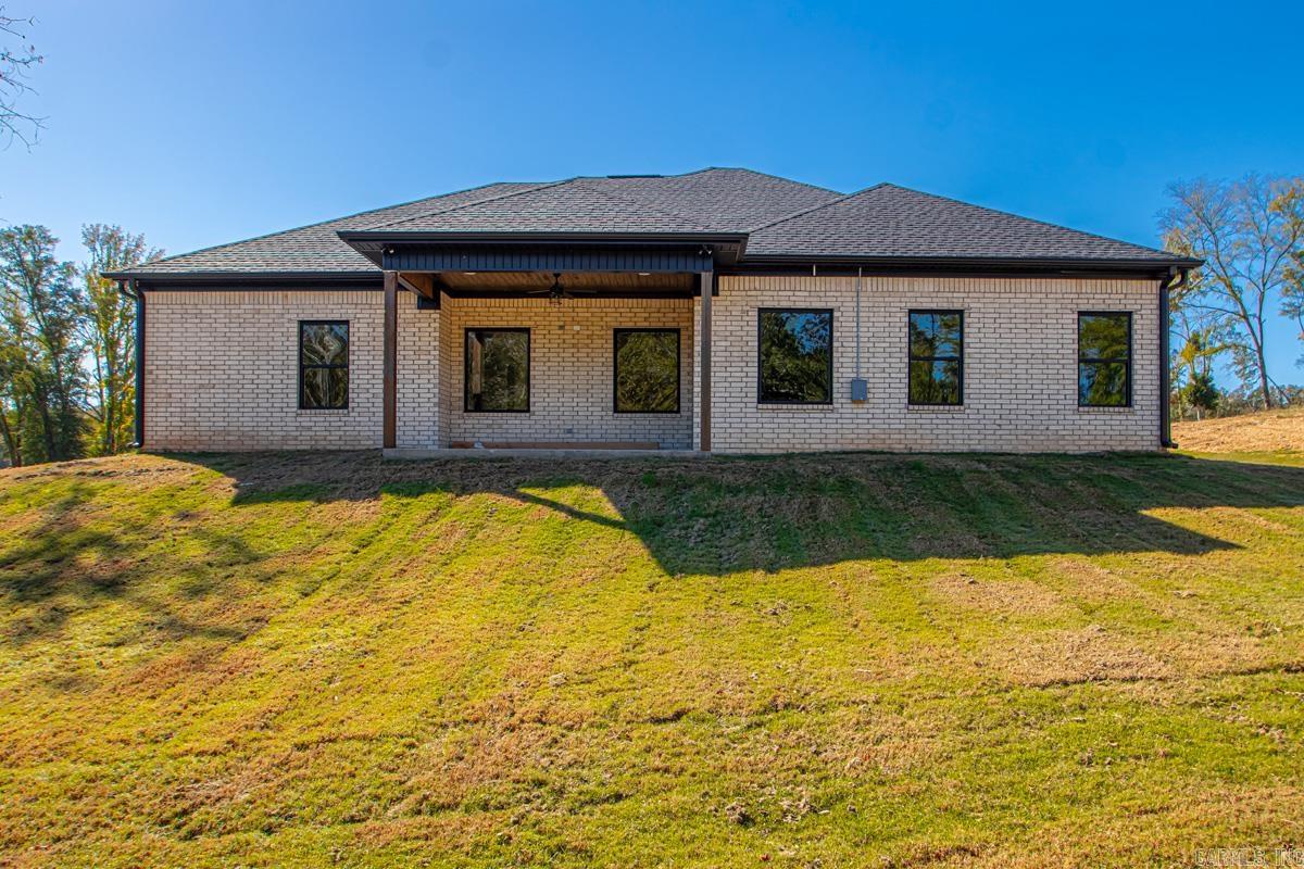 1000 Duke  Bauxite, AR