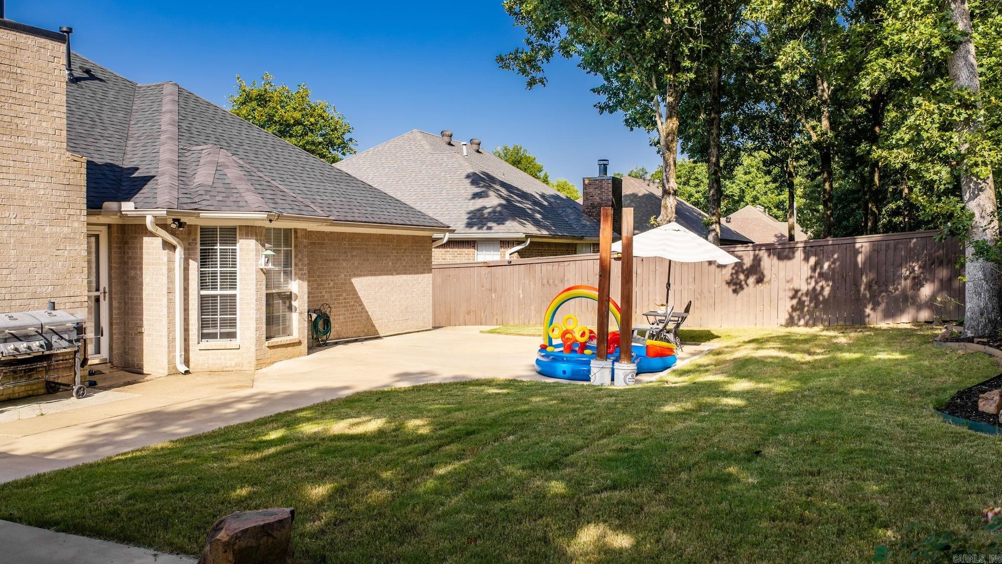 6916 Park Meadowns  Sherwood, AR