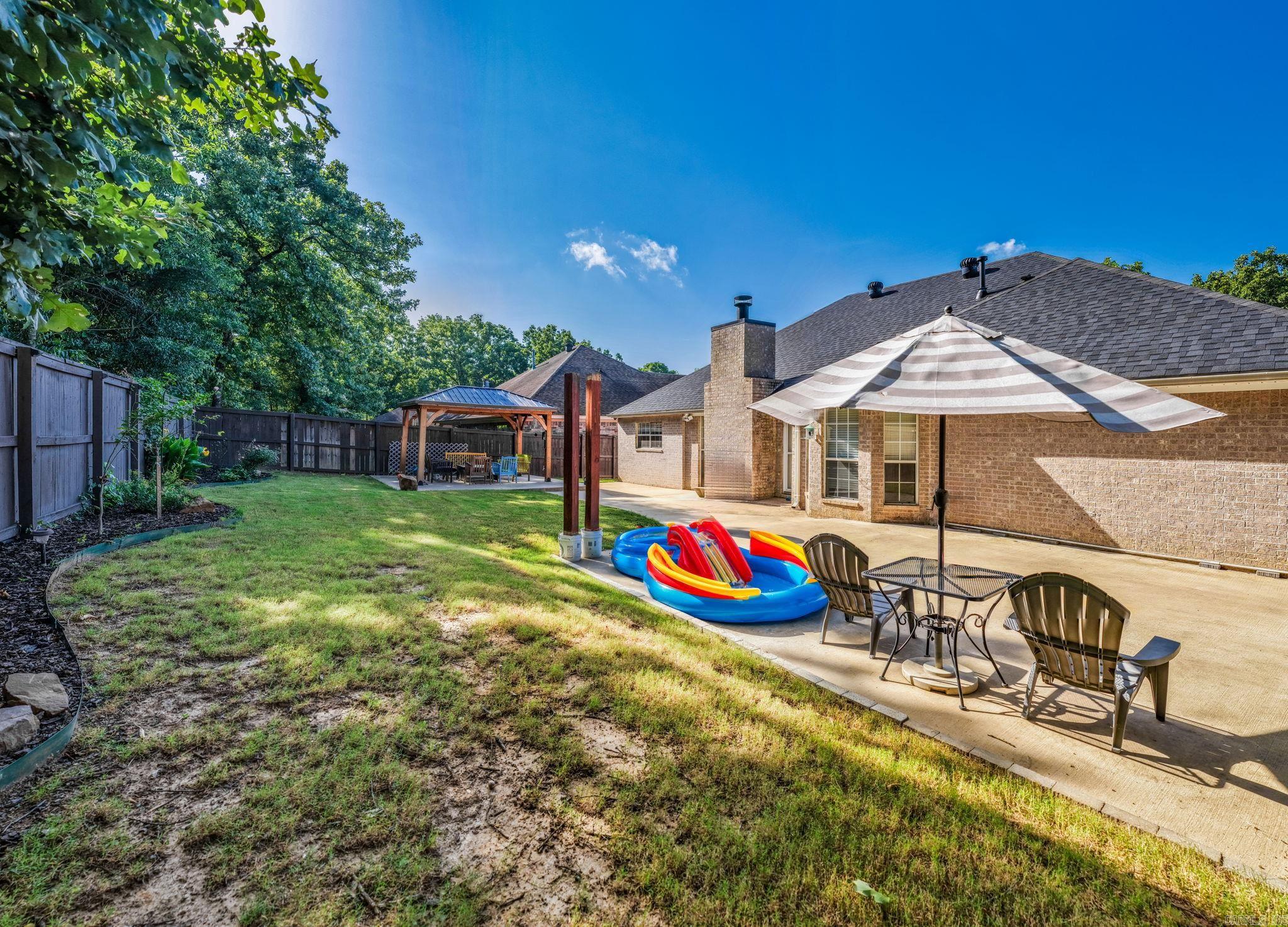 6916 Park Meadowns  Sherwood, AR