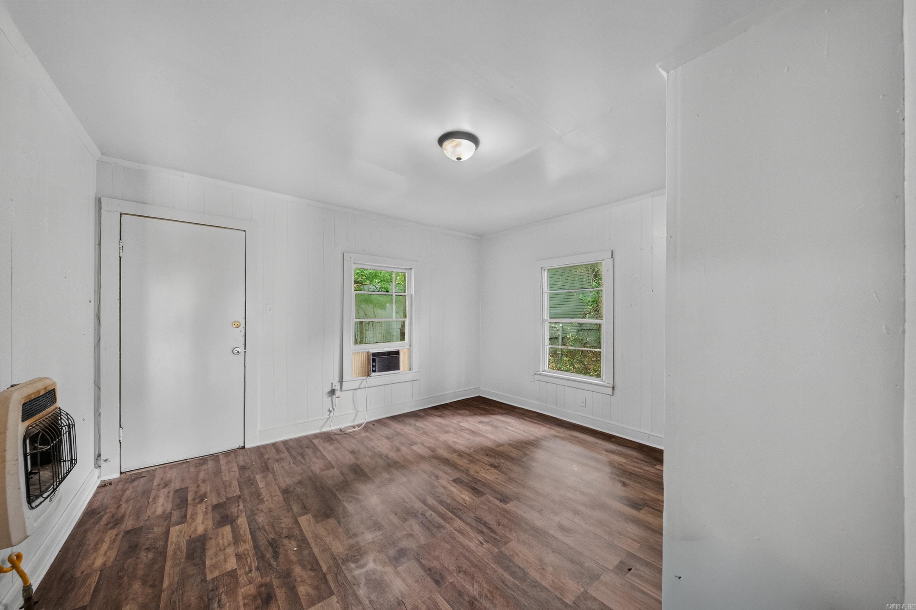 423 School  Hot Springs, AR