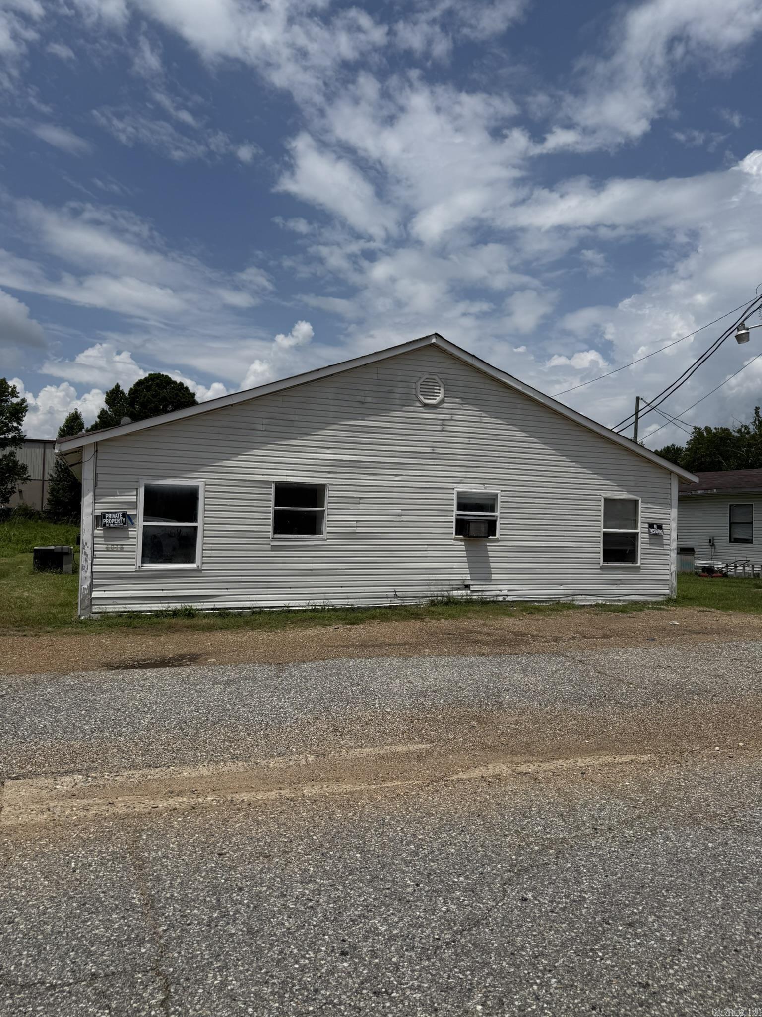 1018 S Main 1020 and 1014 S Main Street Nashville, AR