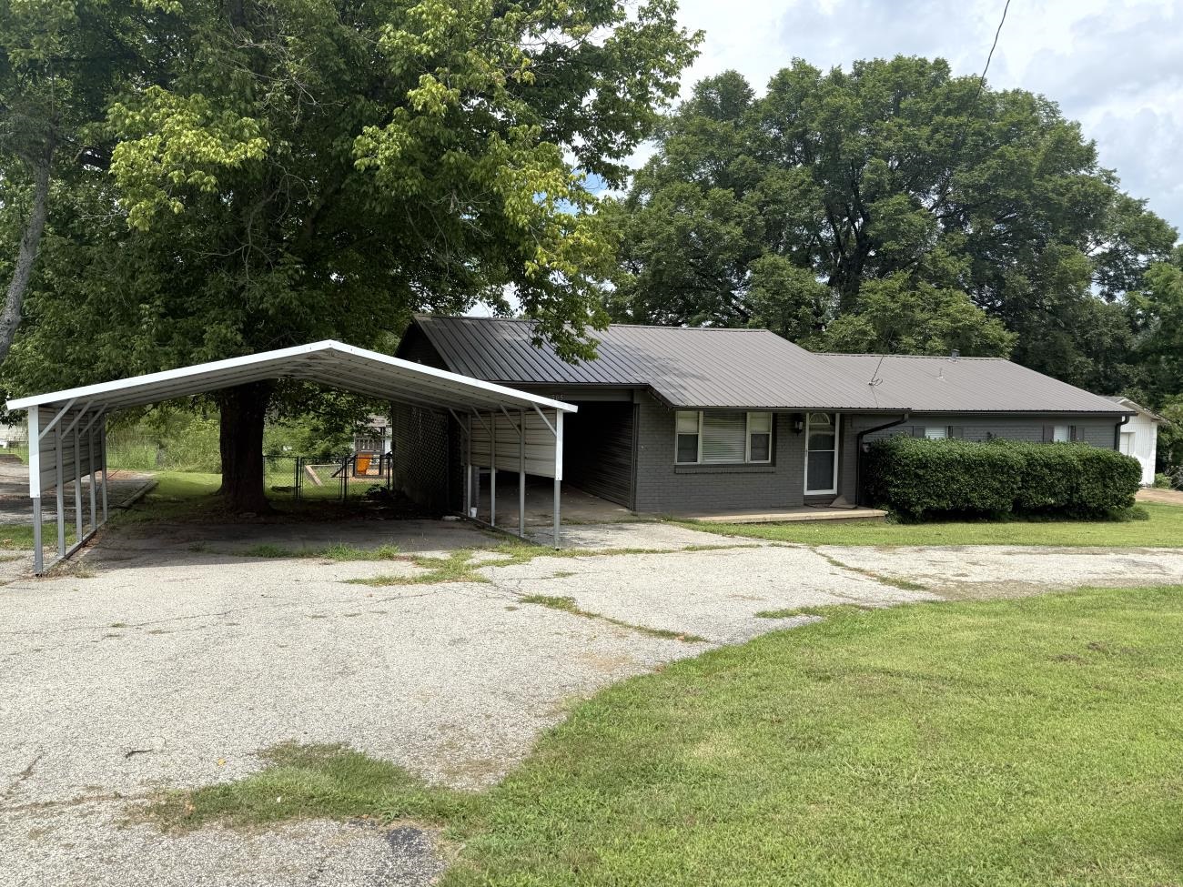 505 W 3rd  Imboden, AR