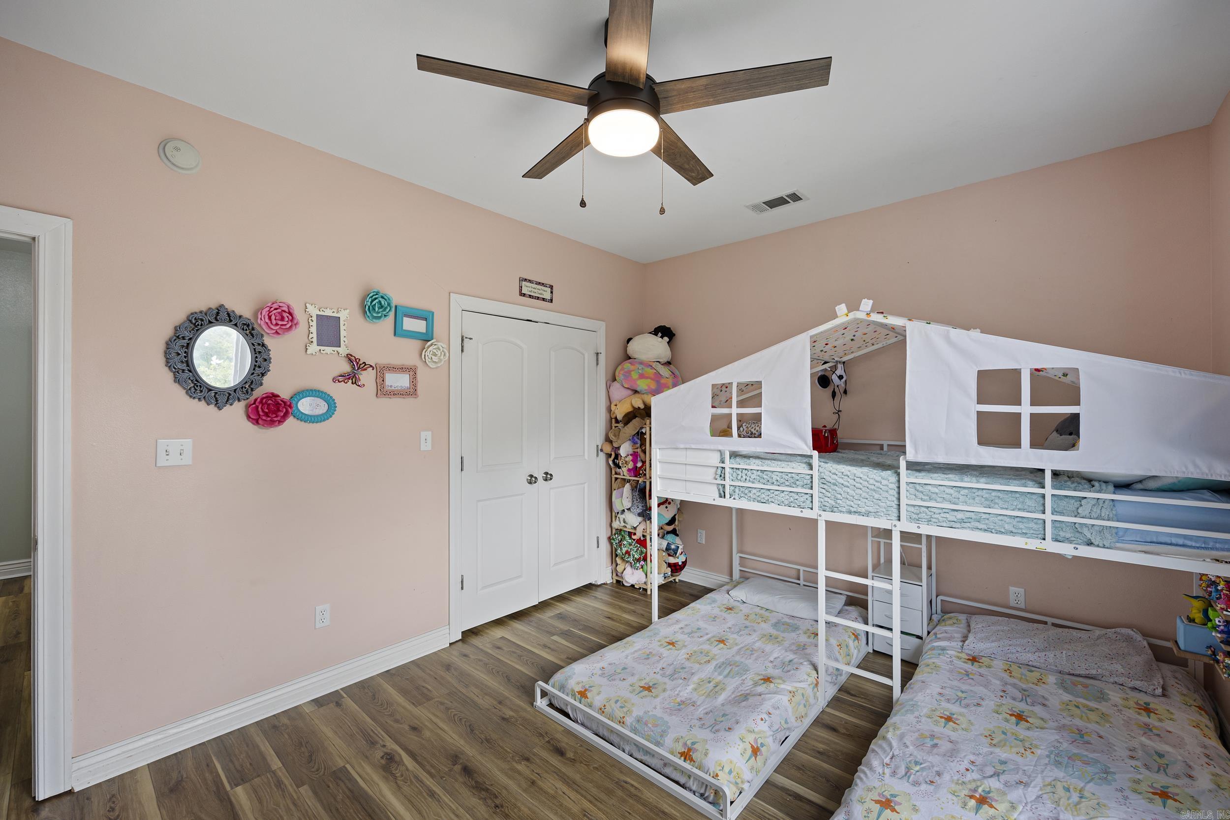751 Walthall  Russellville, AR