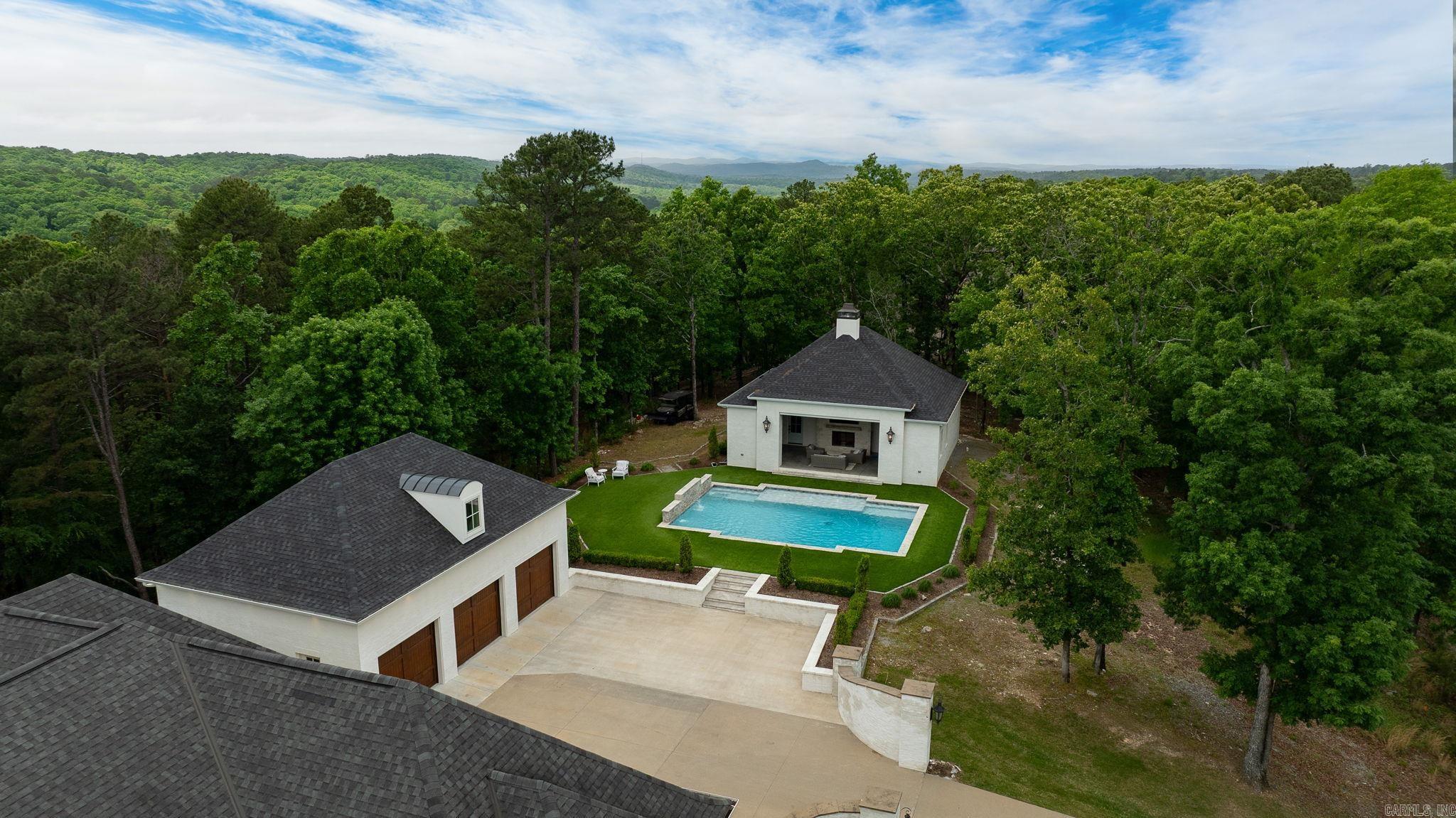 19 Cravache Court  Little Rock, AR