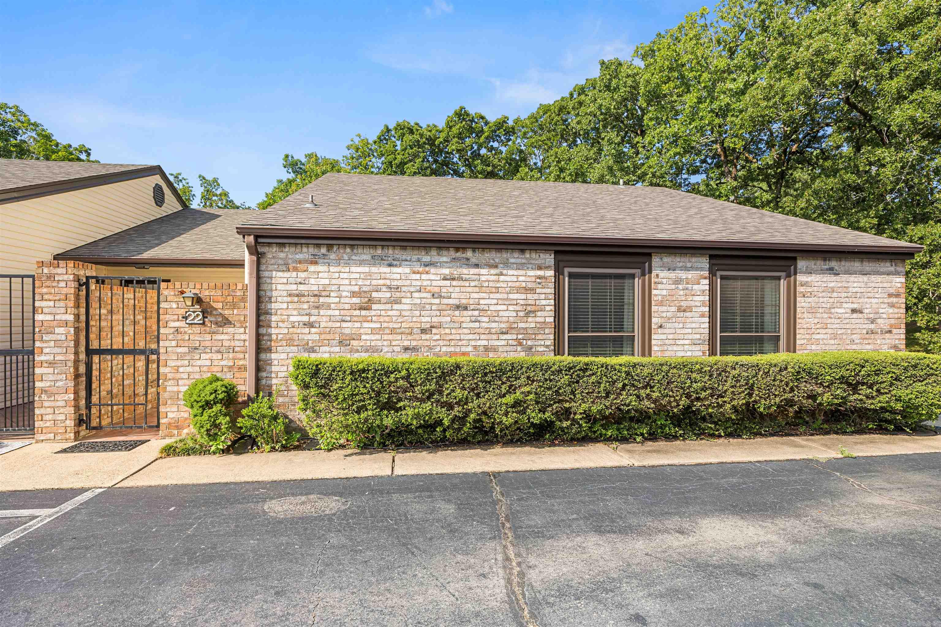 22 Steeplechase Court  Hot Springs, AR