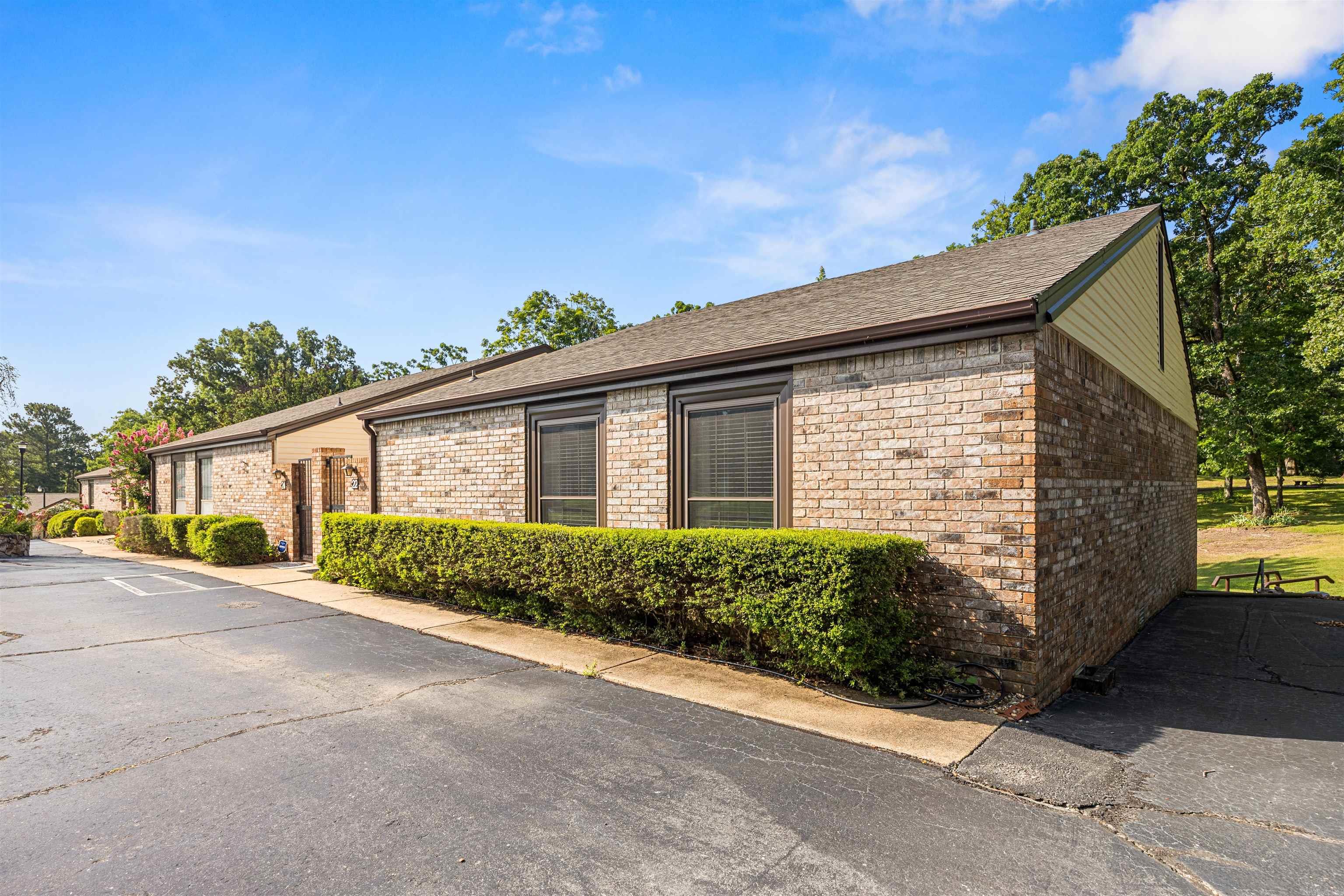 22 Steeplechase Court  Hot Springs, AR