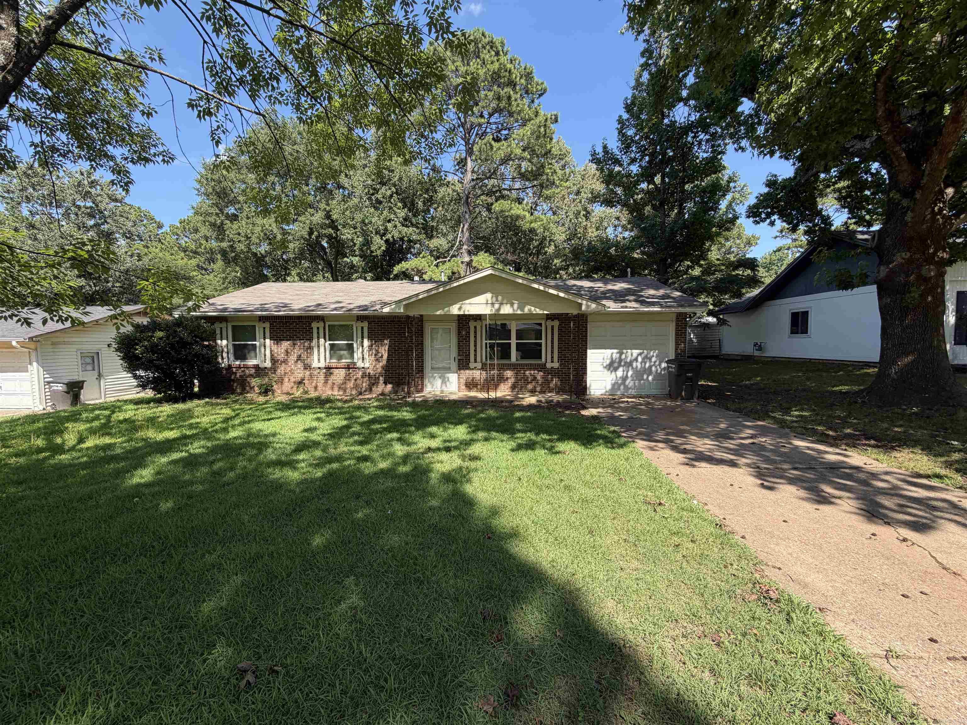 616 Lehman Dr  Jacksonville, AR