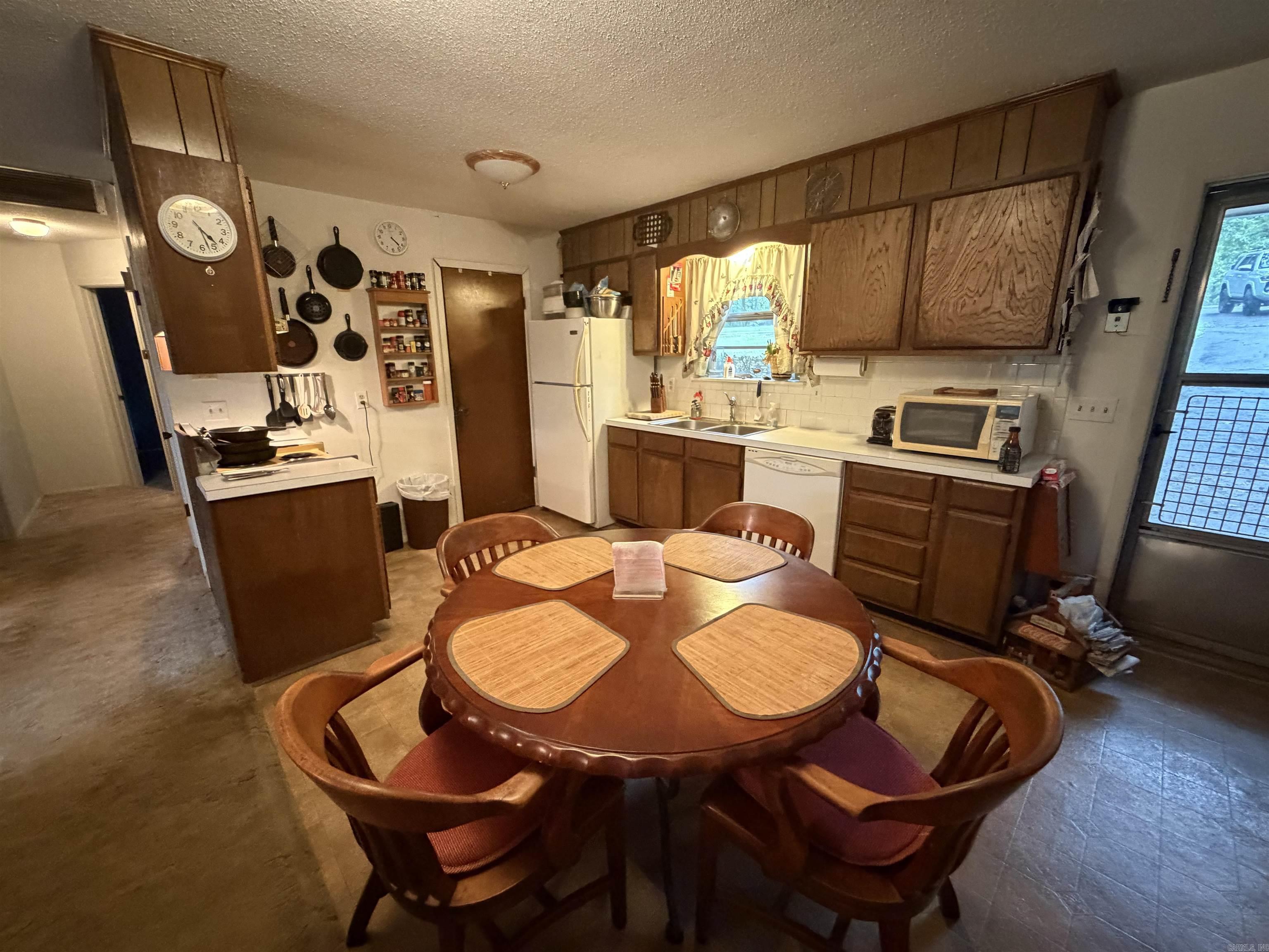 750 Rock Creek  Hot Springs, AR