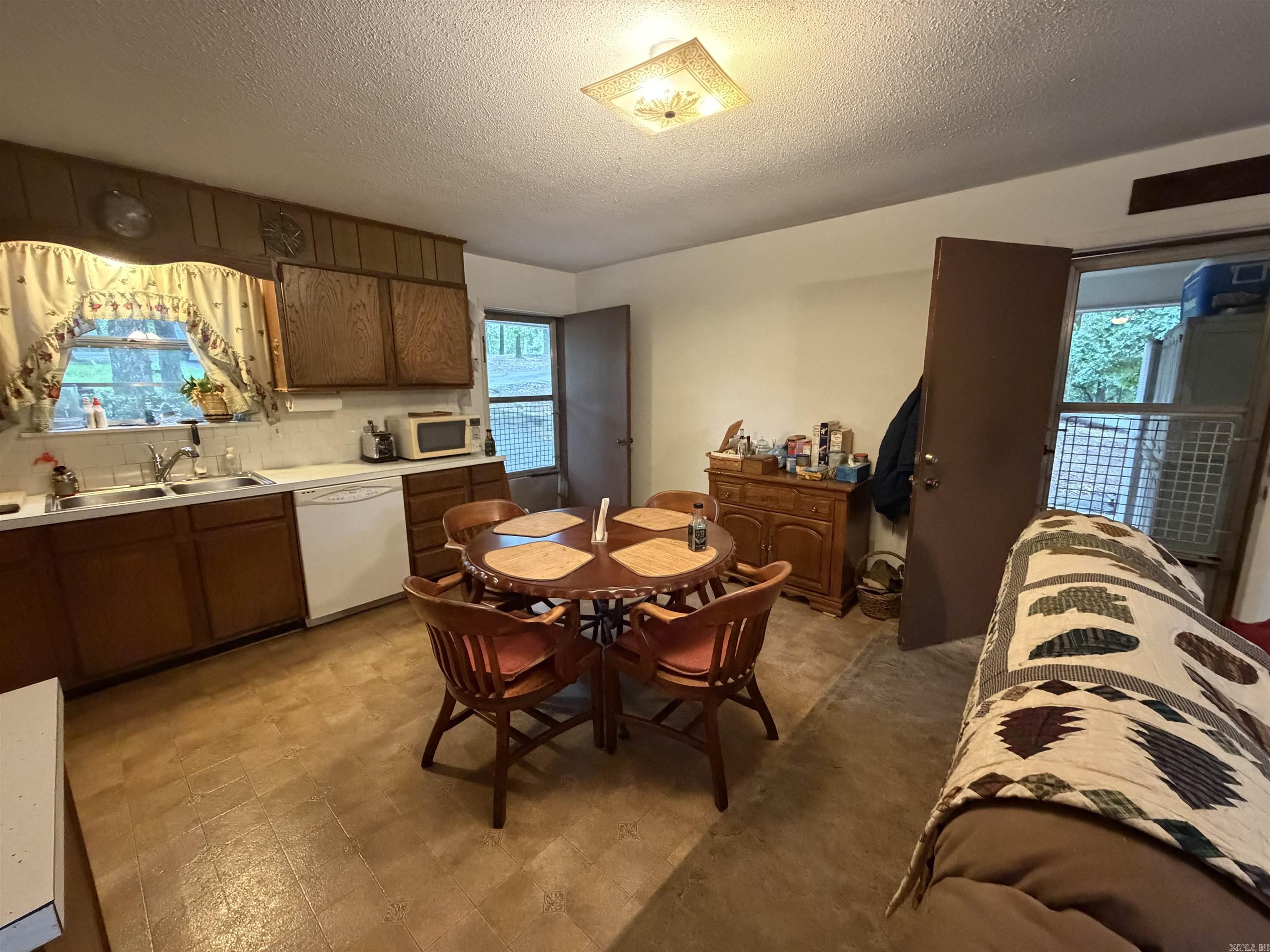 750 Rock Creek  Hot Springs, AR