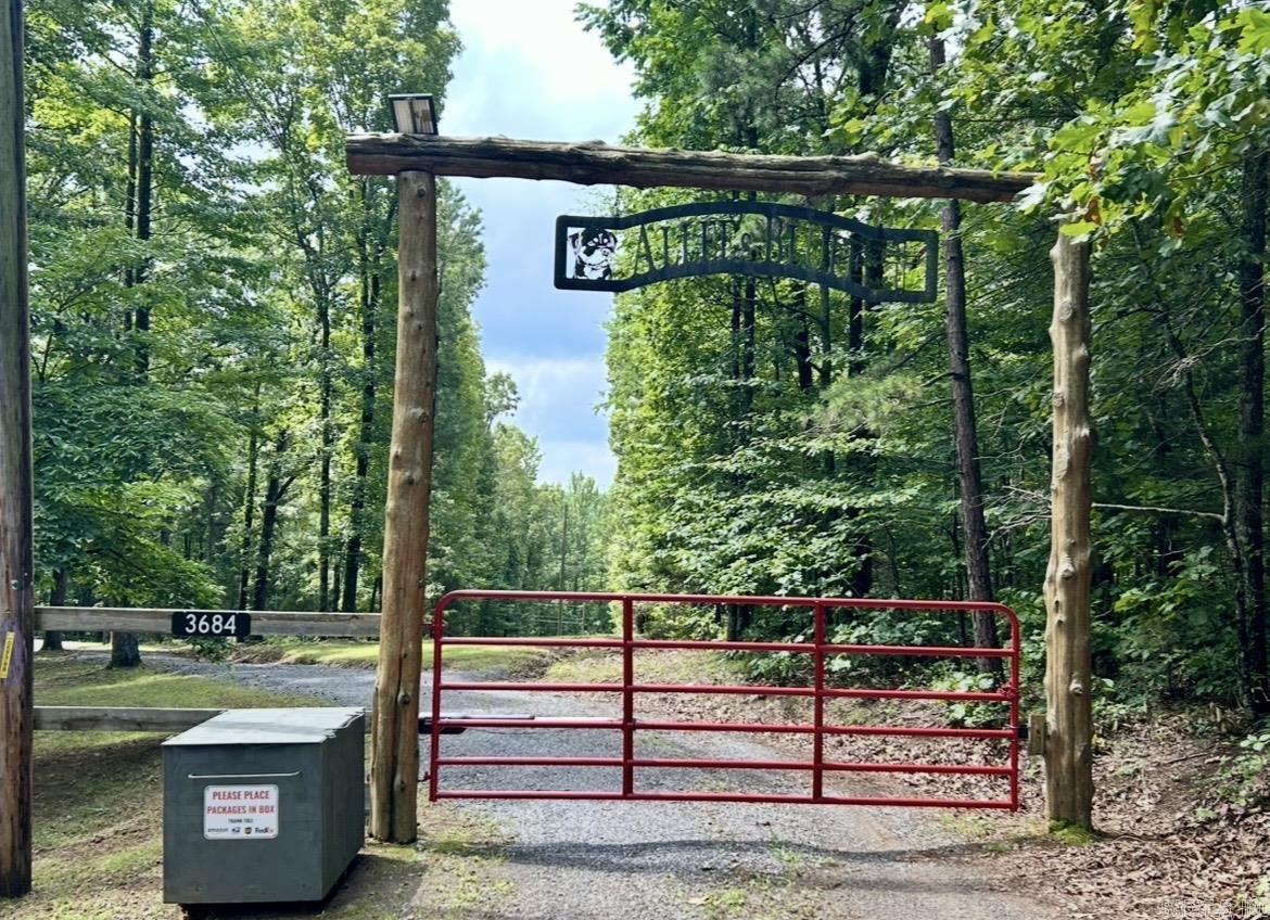 3684 Lute Mountain Road Shirley, AR 72153
