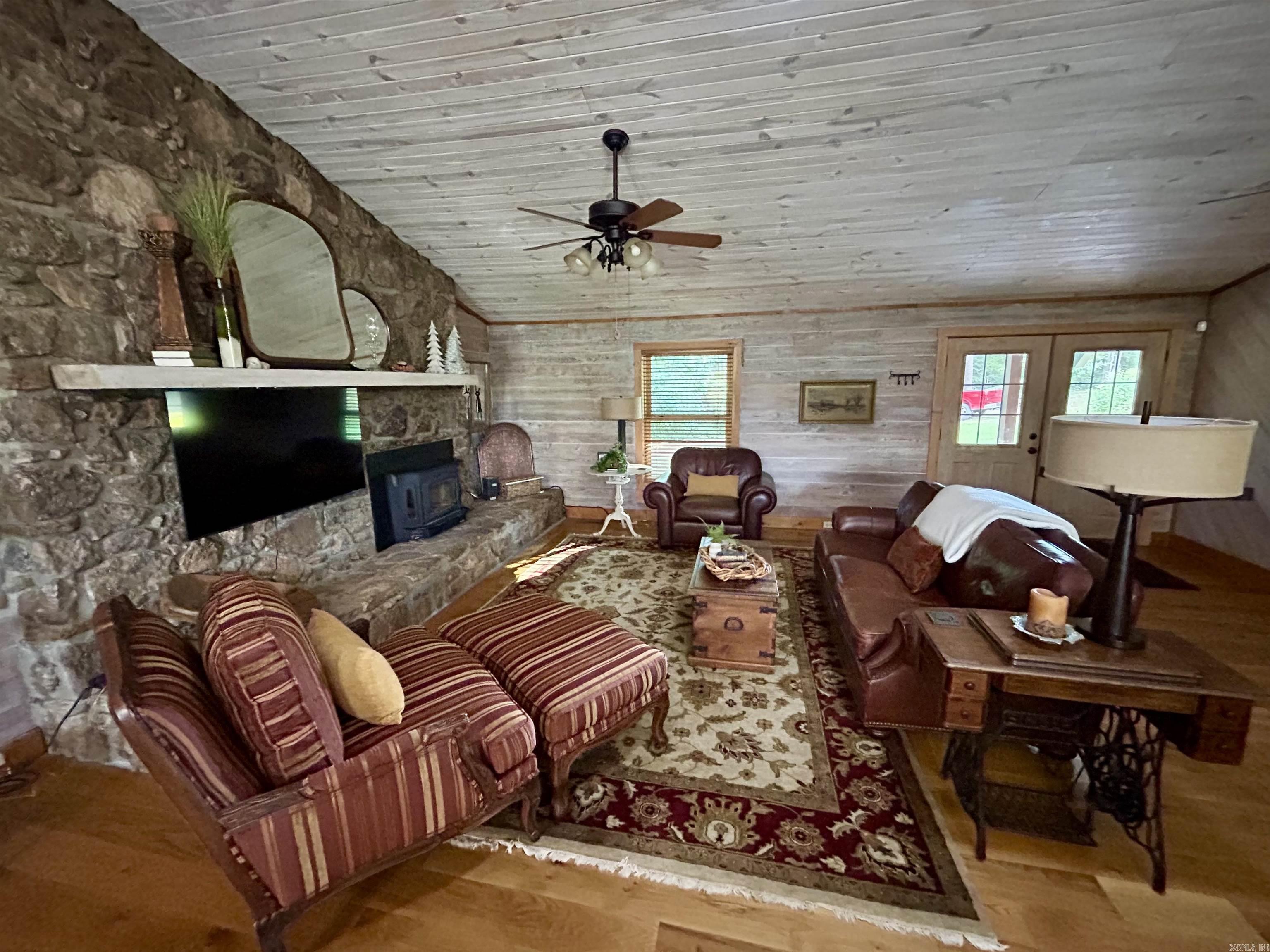 3684 Lute Mountain  Shirley, AR