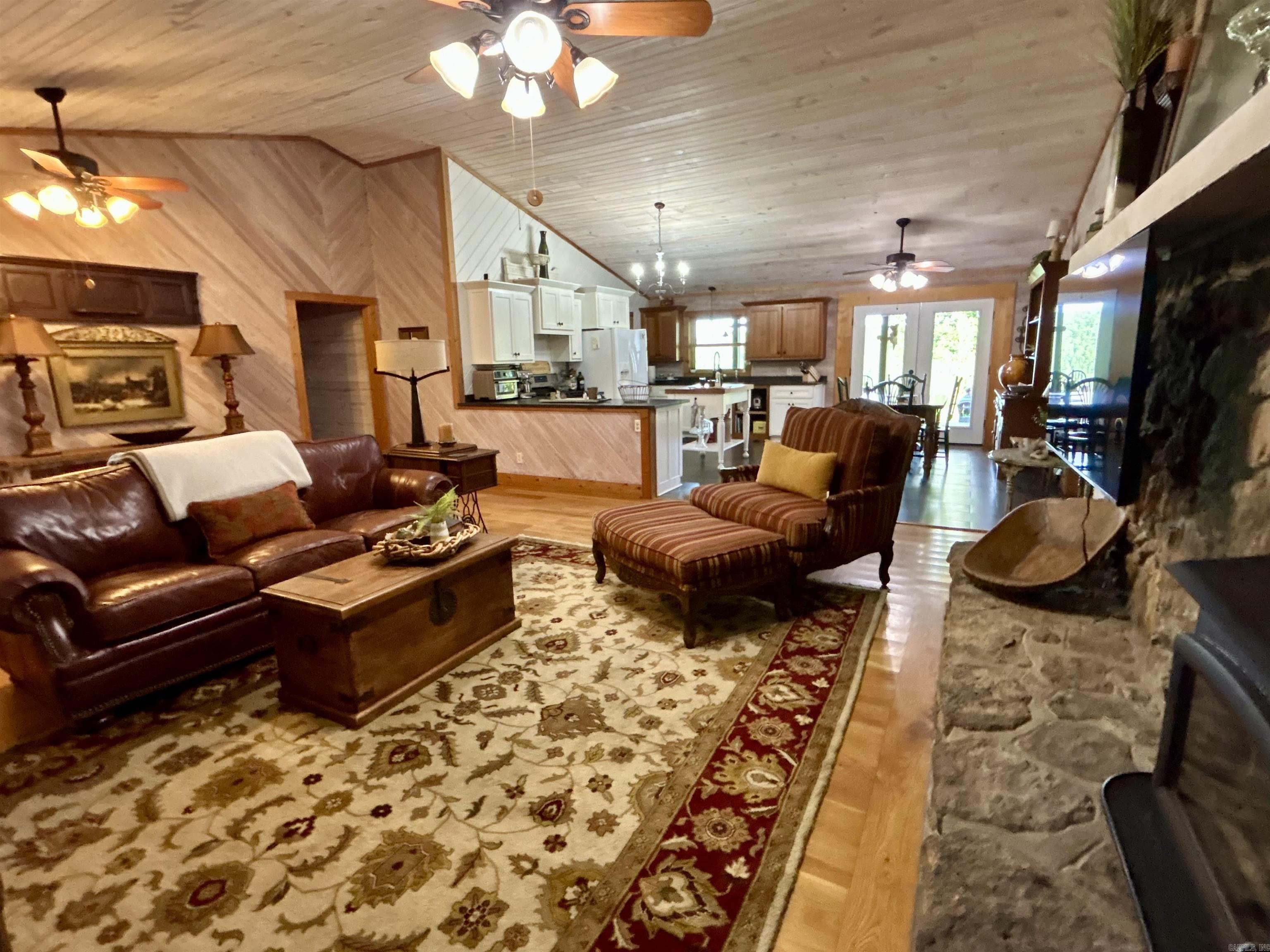3684 Lute Mountain  Shirley, AR