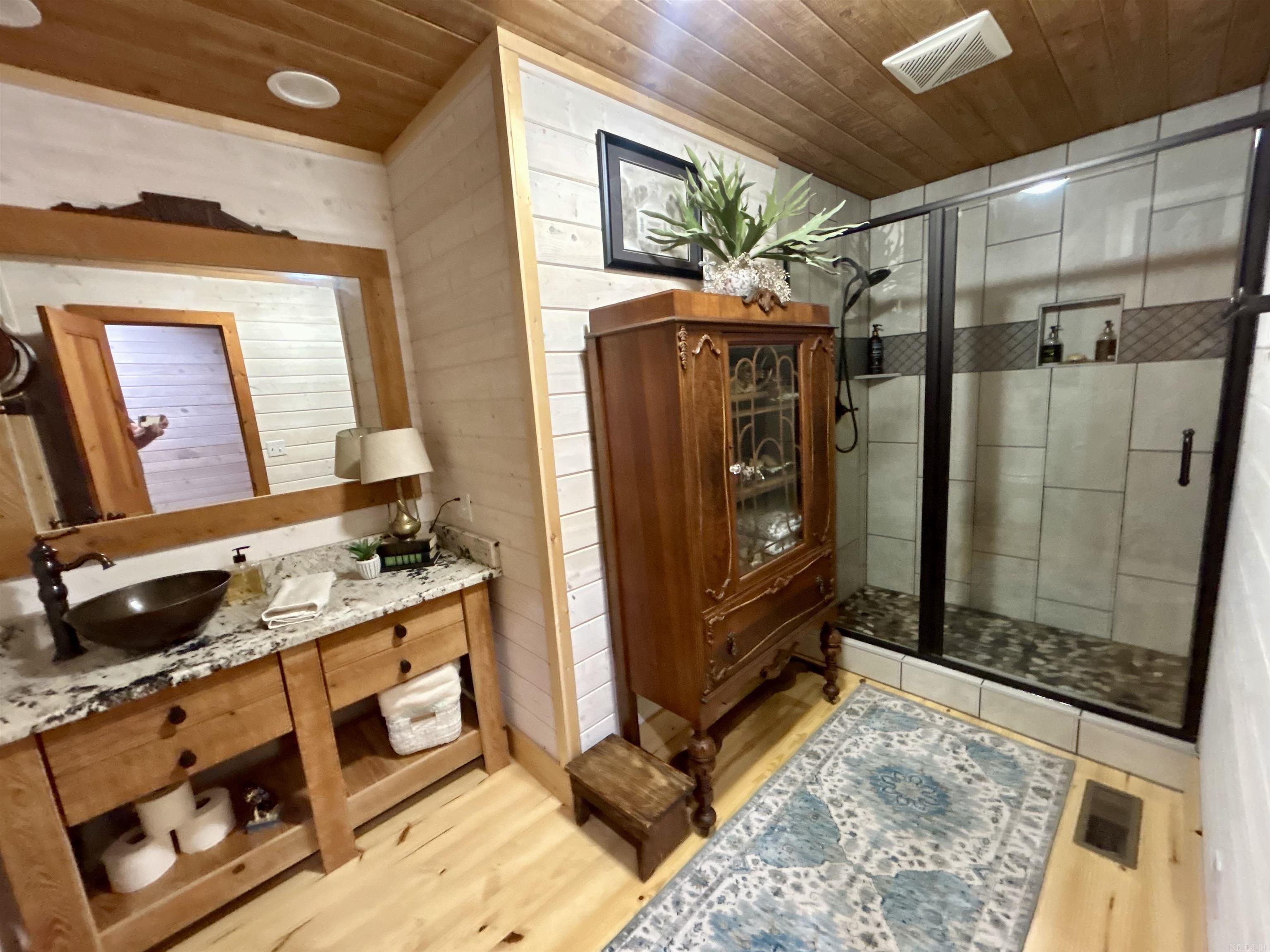 3684 Lute Mountain  Shirley, AR
