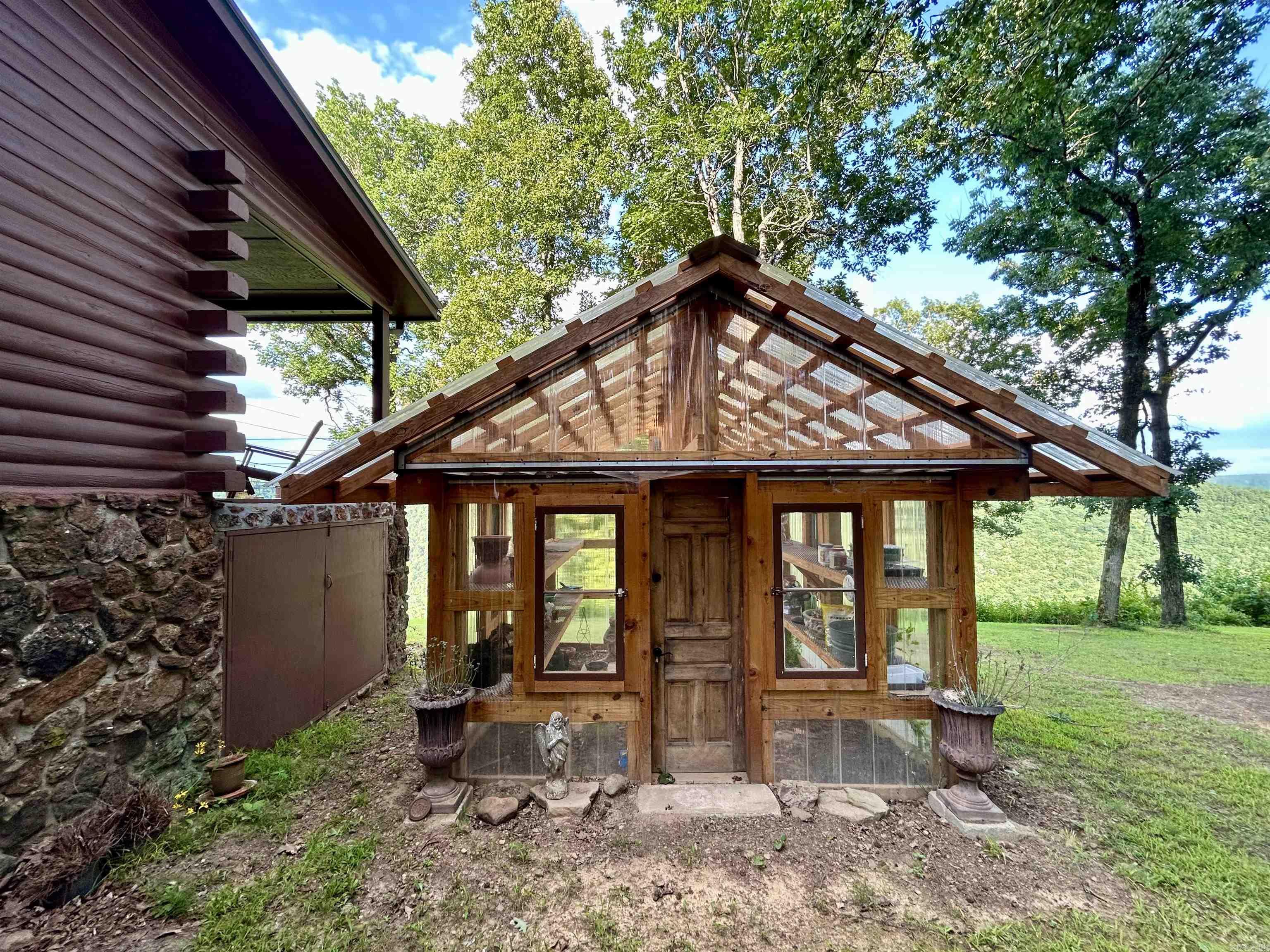 3684 Lute Mountain  Shirley, AR
