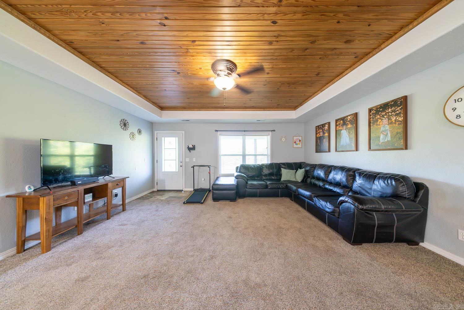 199 County Road 250  Thayer, MO