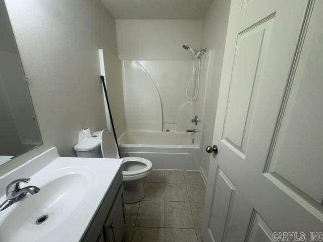 100 E Lauren  Searcy, AR