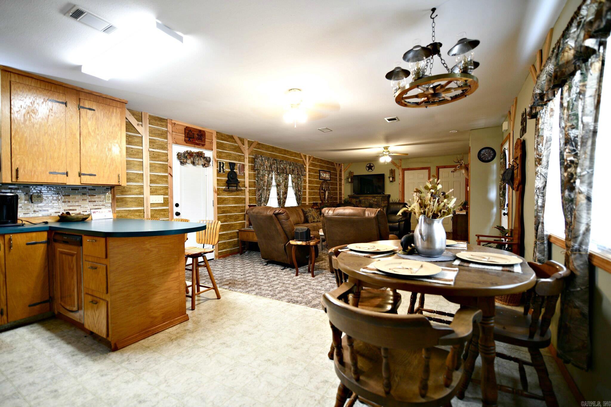 173 & 175 Hendricks  Cove, AR