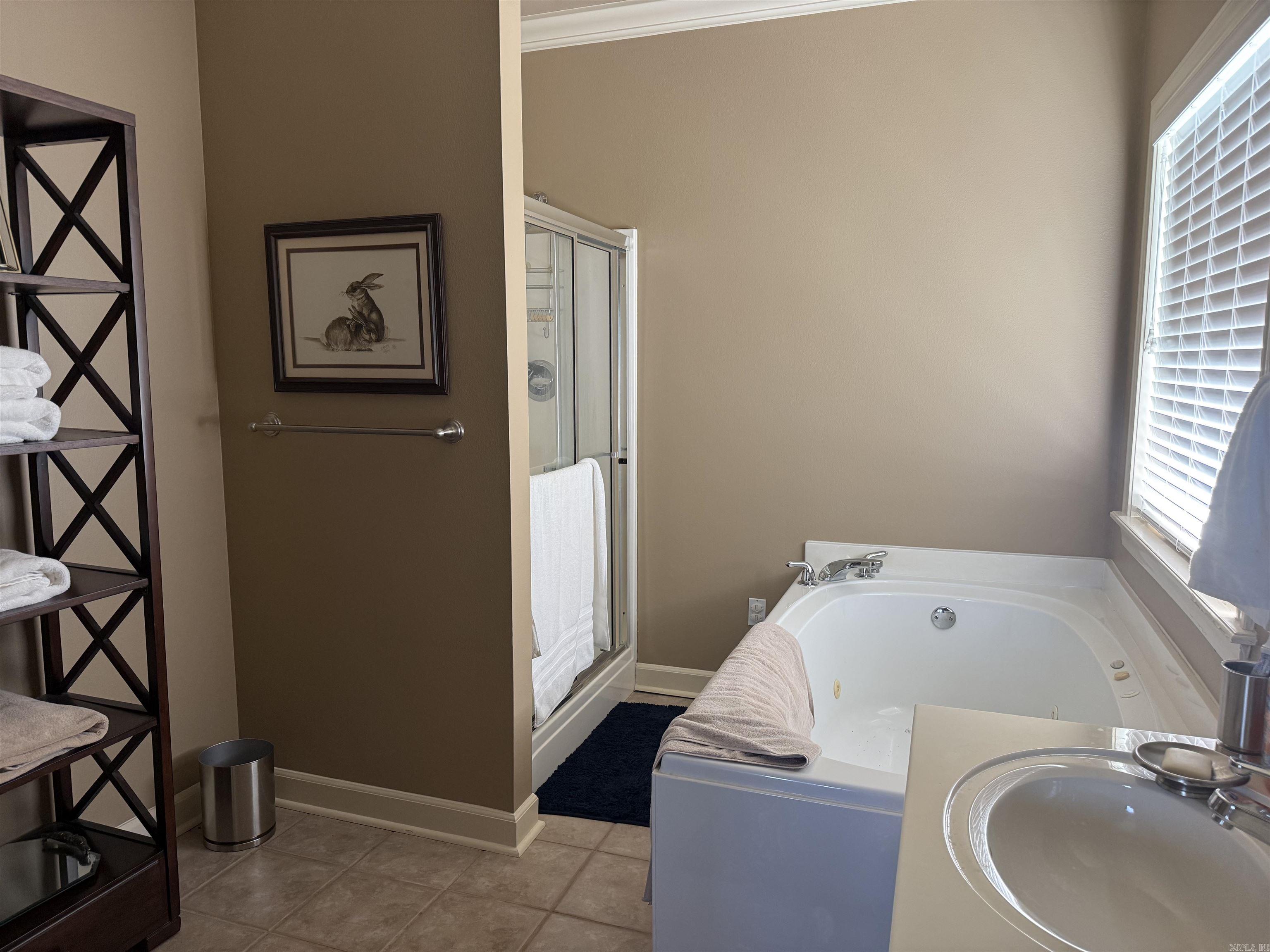 90 Emerald Lane Greers Ferry, AR 72067