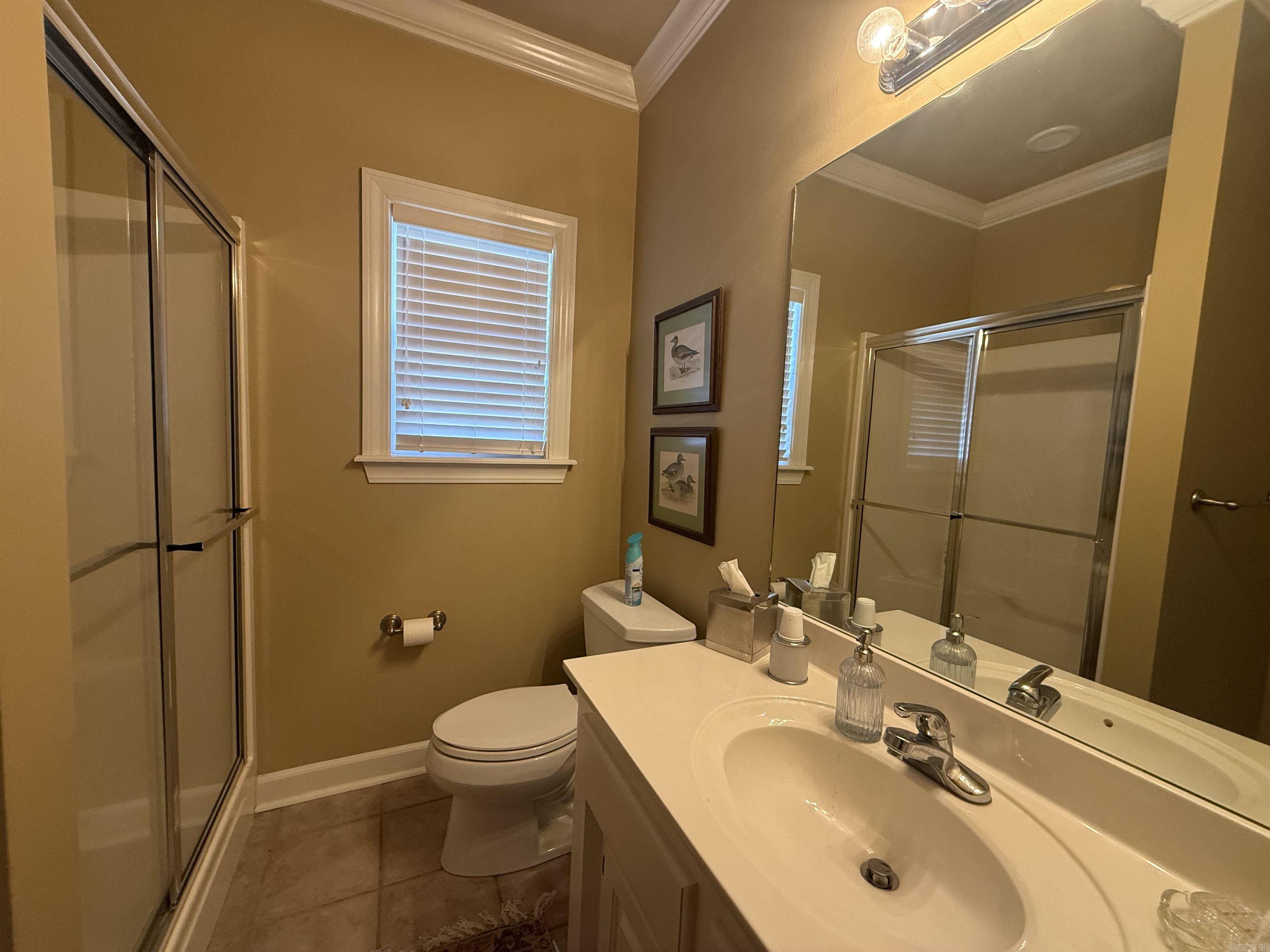 90 Emerald Lane Greers Ferry, AR 72067