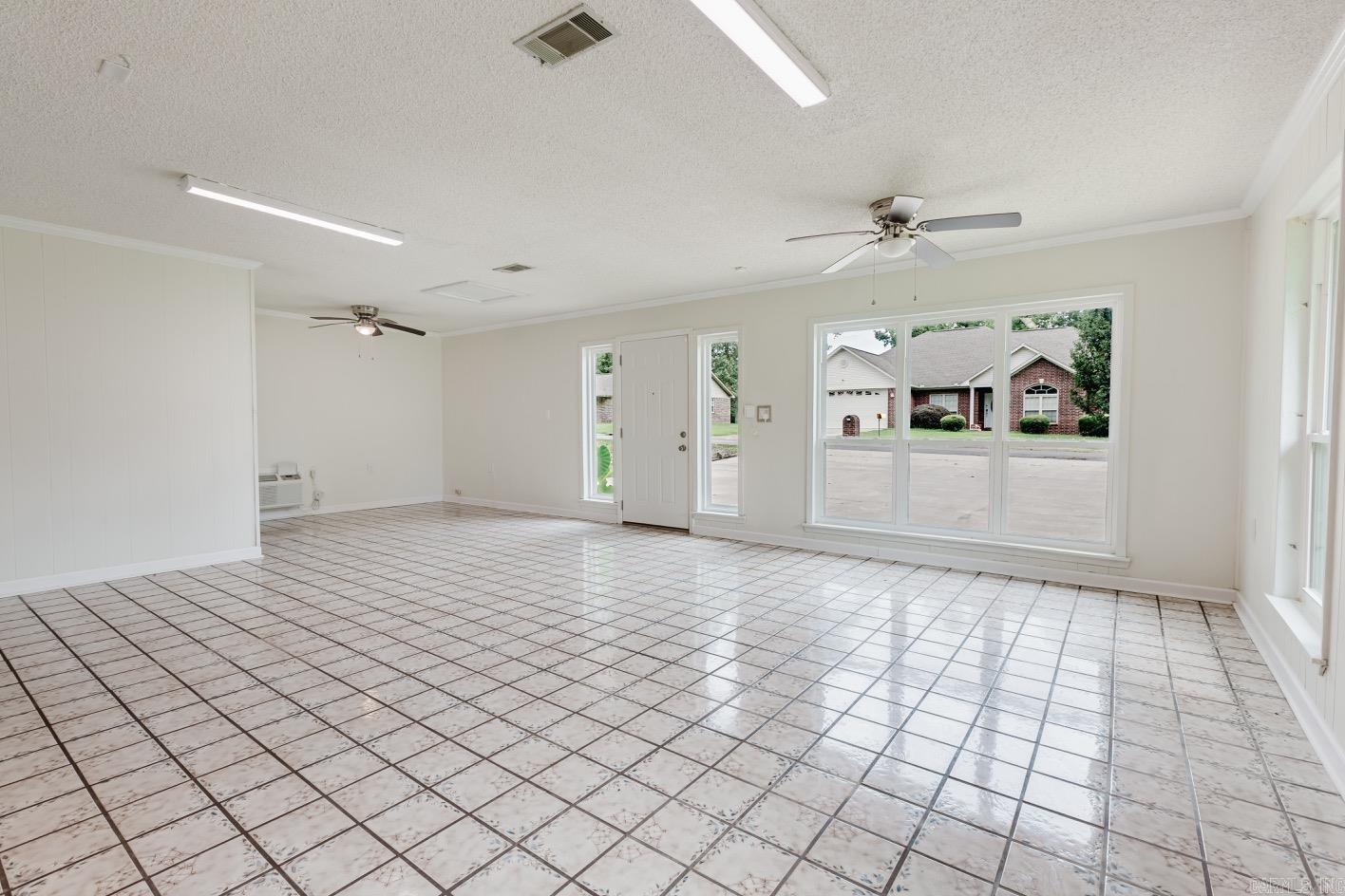 130 Timber  White Hall, AR