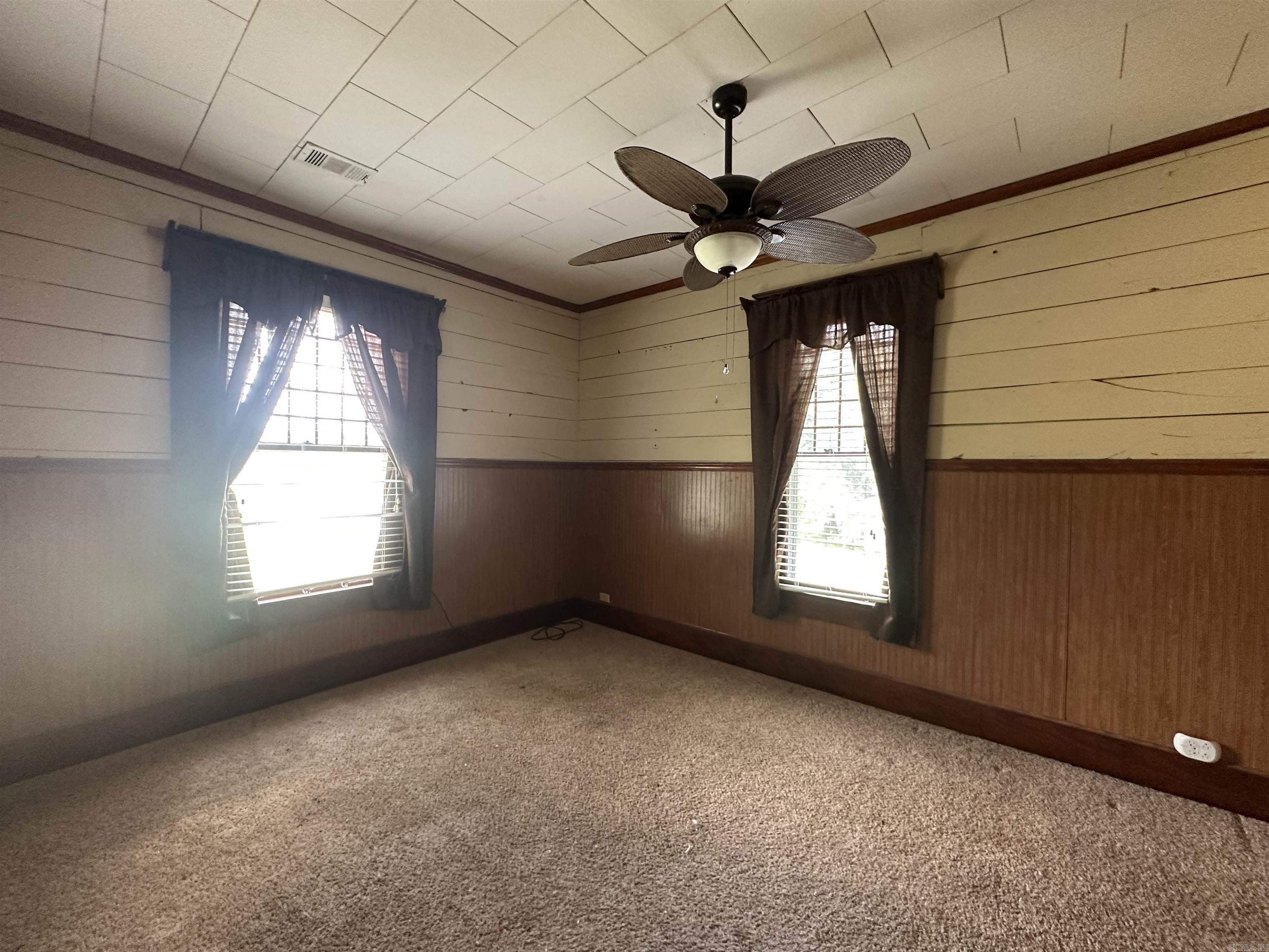 502 W 6th  Rector, AR