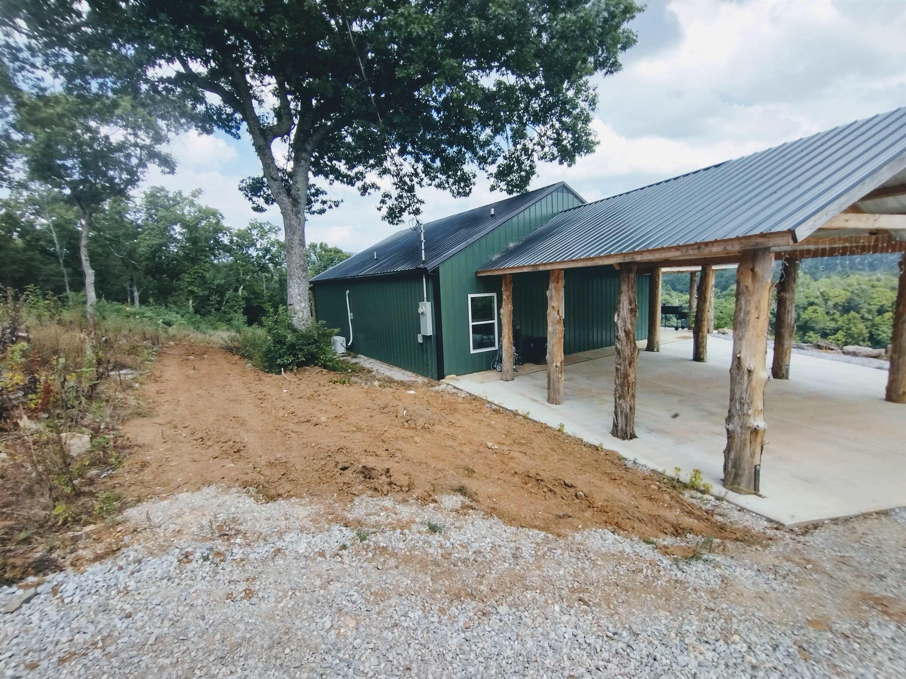 675 Ridge Top Rd  Melbourne, AR