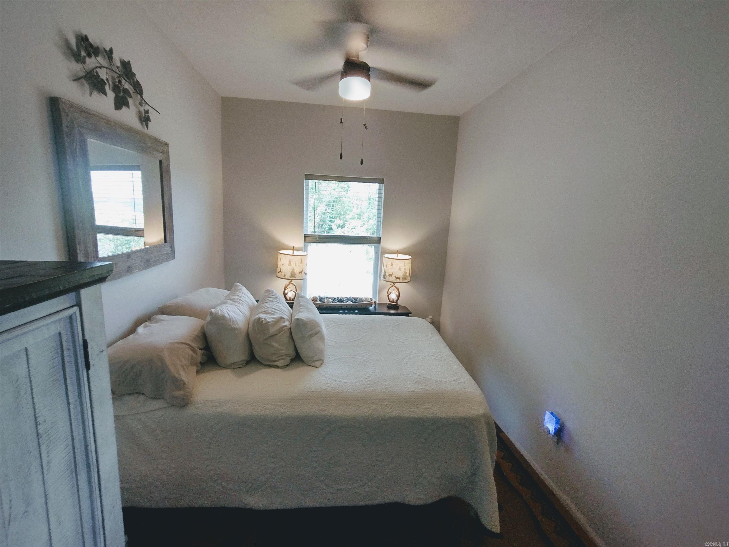 675 Ridge Top Rd  Melbourne, AR