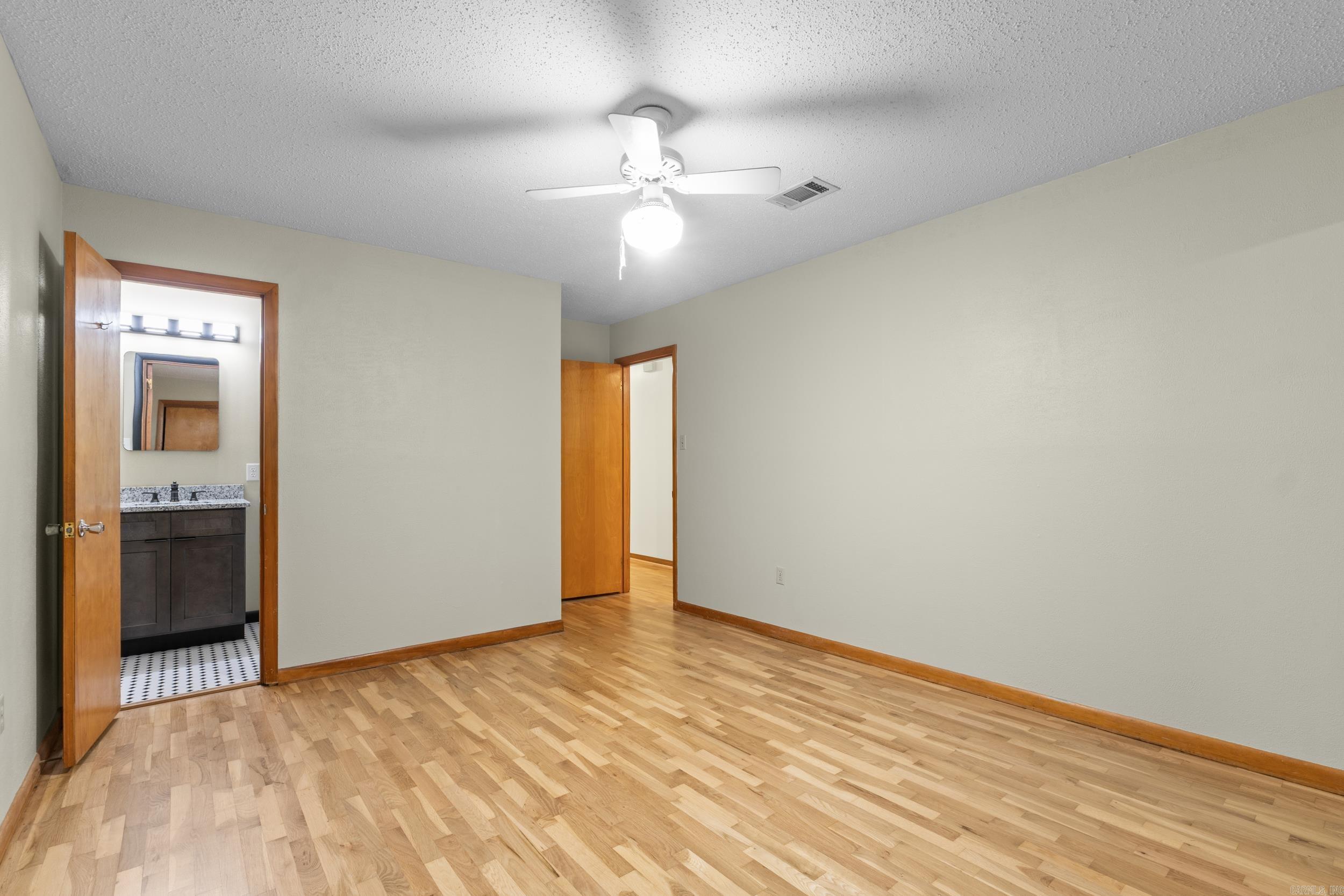 91 E Main Street  Greenbrier, AR