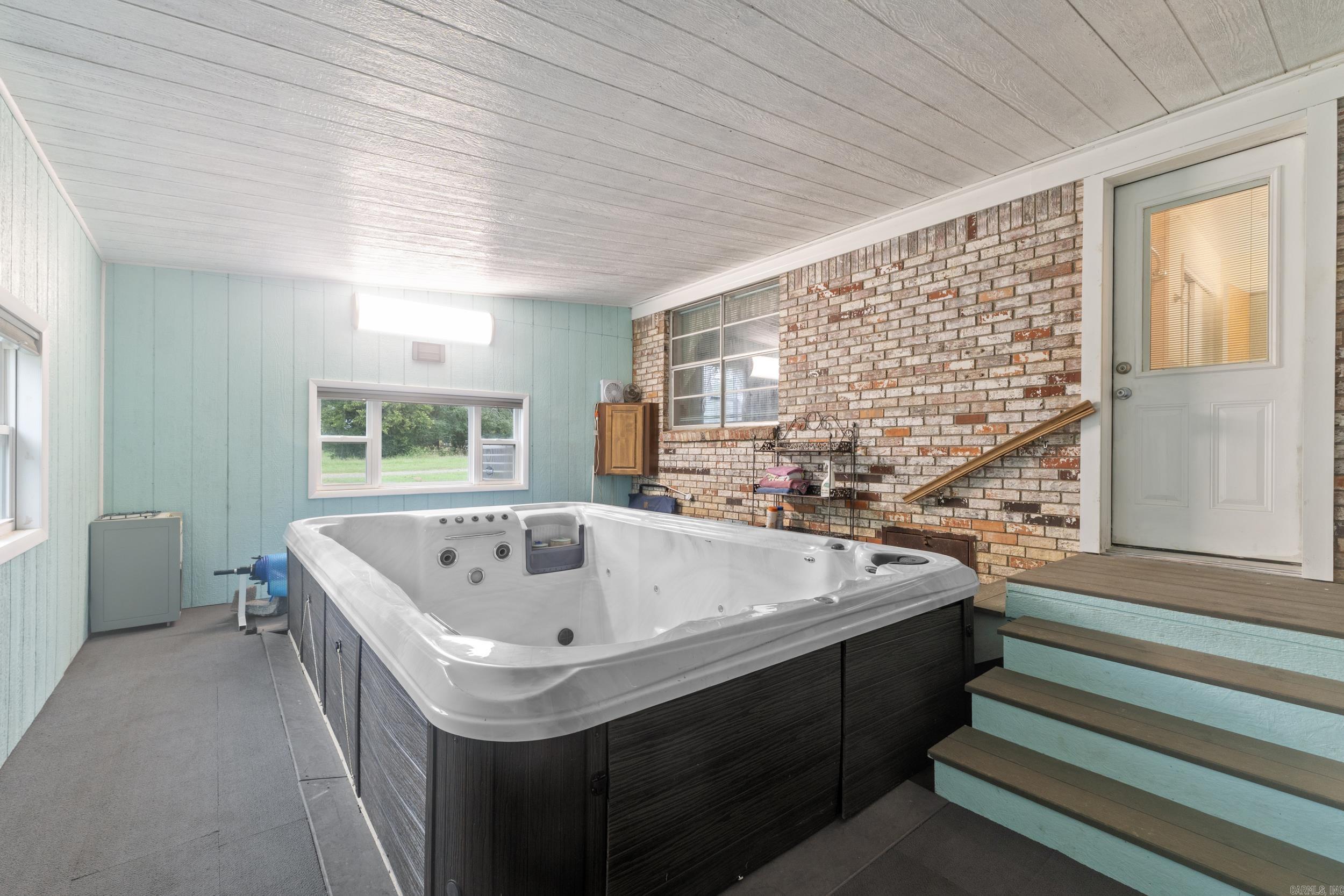 91 E Main Street Greenbrier, AR 72058