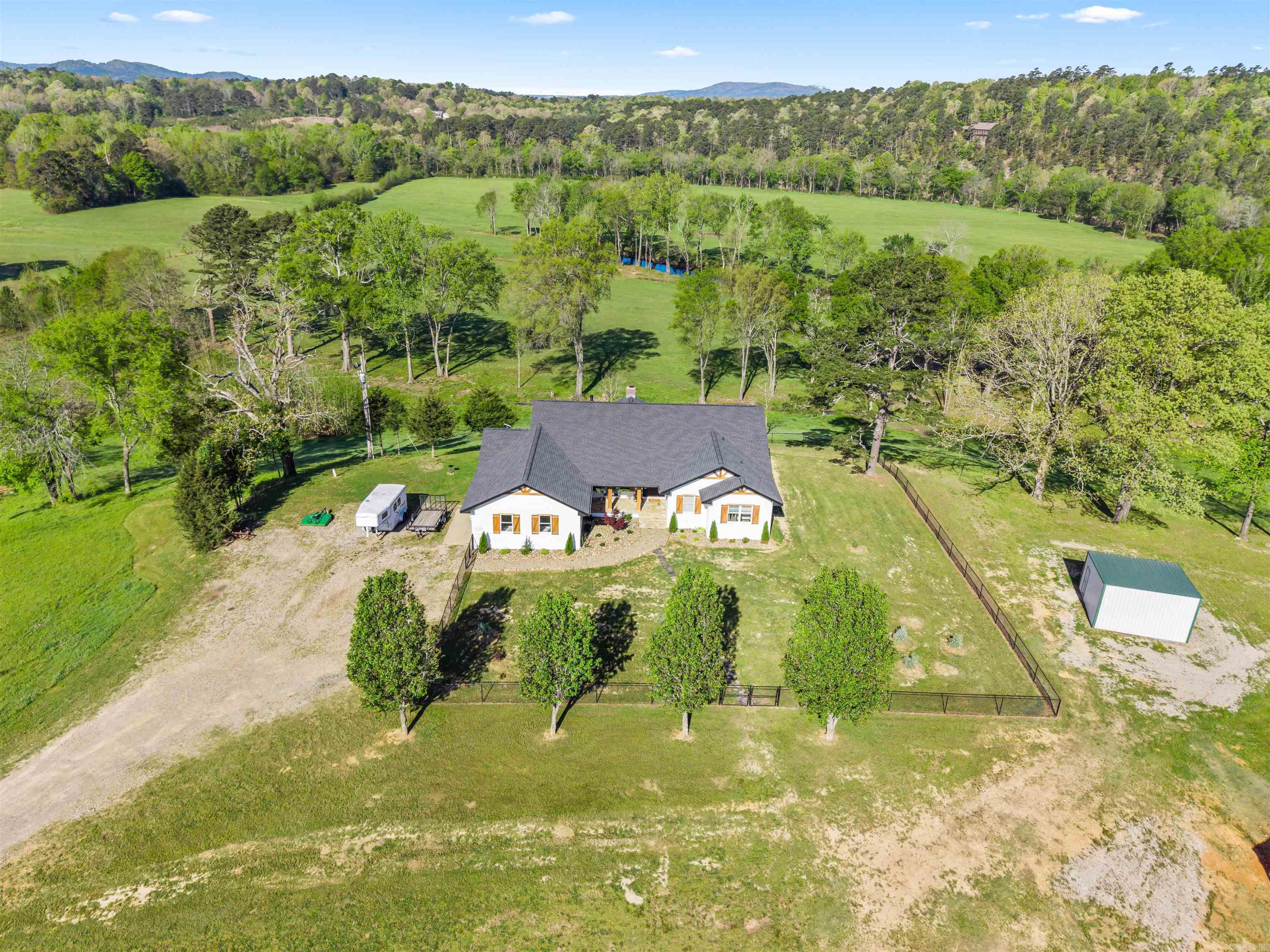 163 Barbie  Mount Ida, AR