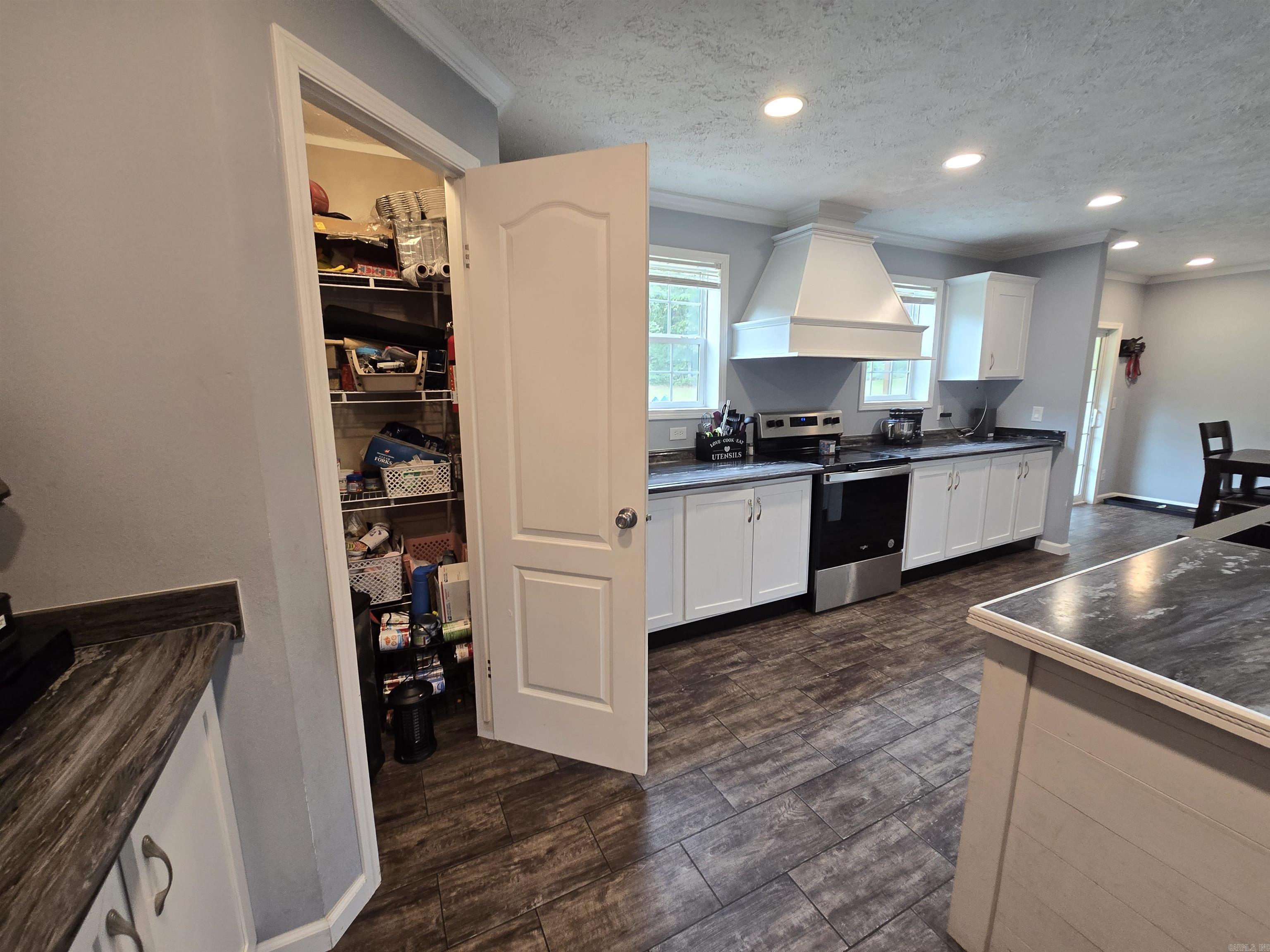 4378 Hwy 9 W  Clinton, AR