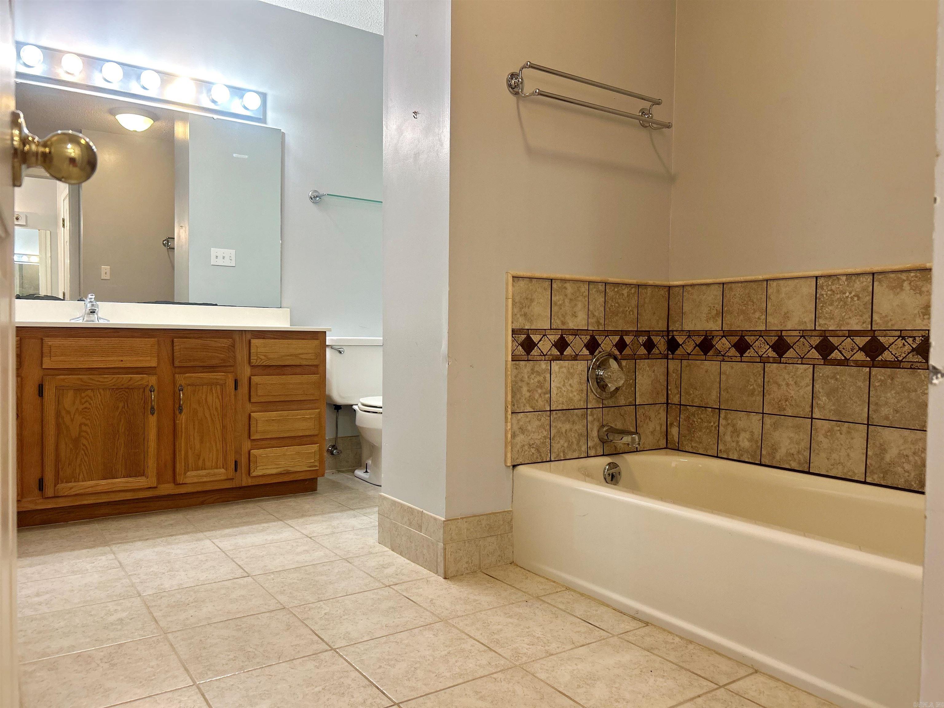 10 Edgewood  Arkadelphia, AR