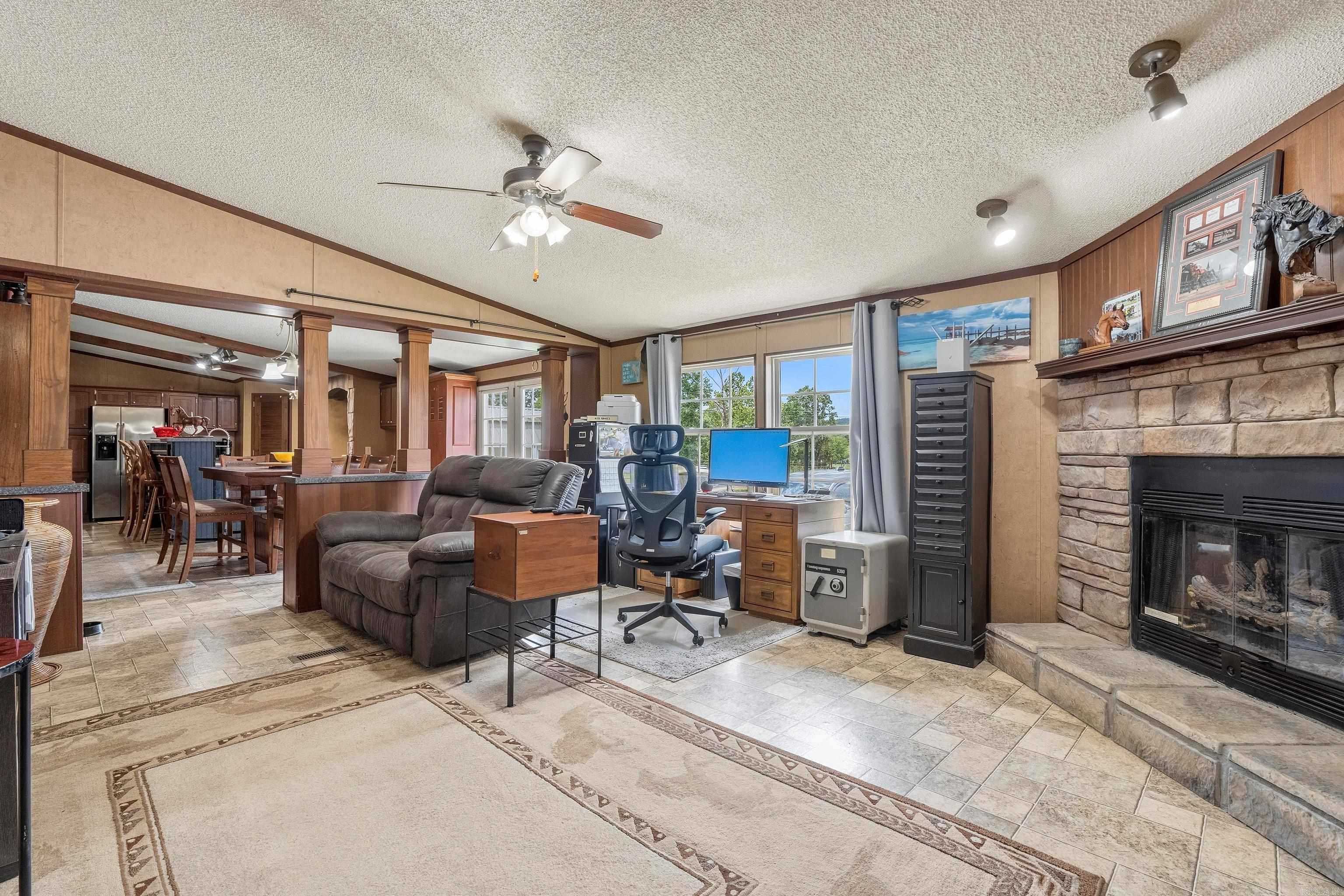 140 Sentinel  Mountain Pine, AR